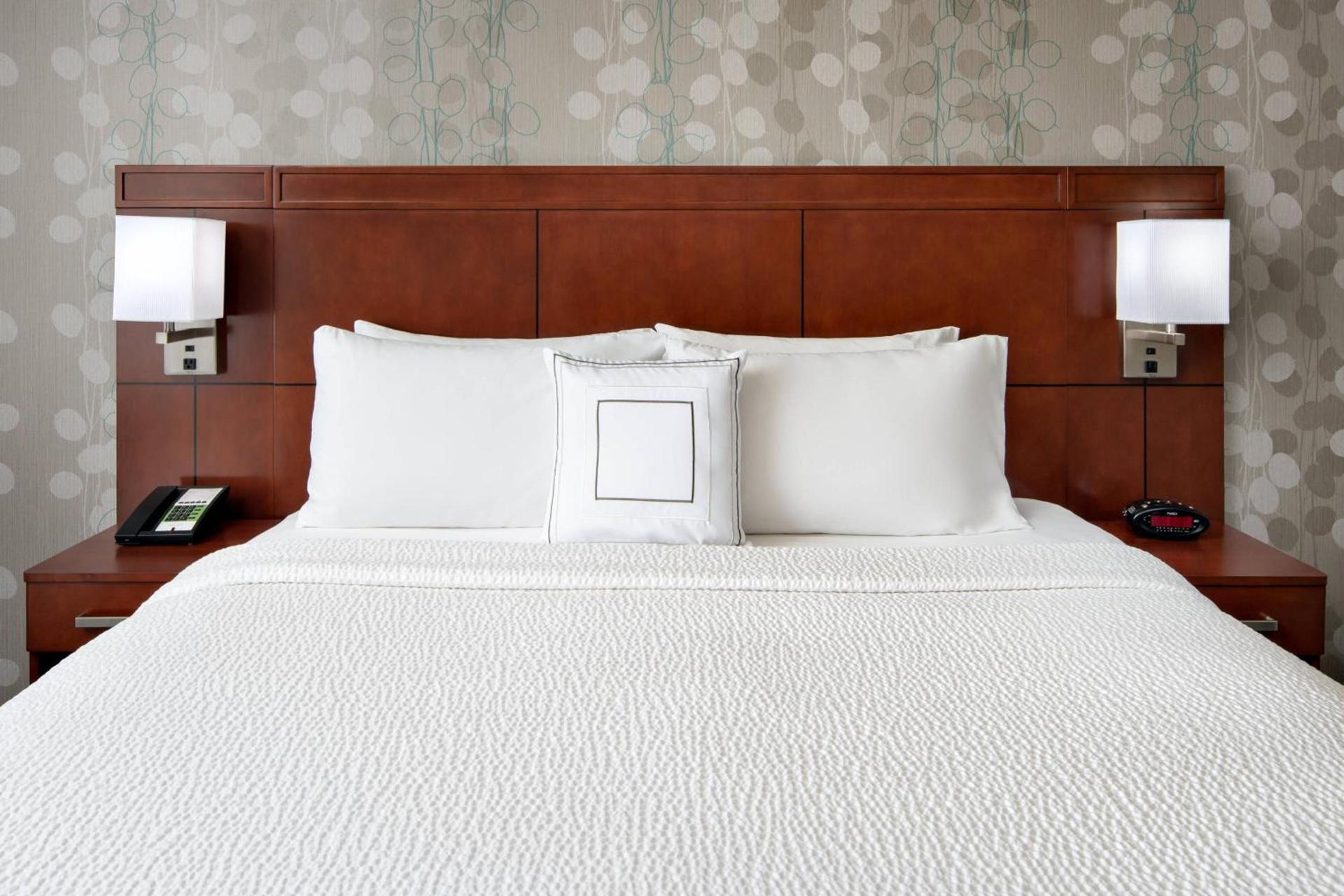 Courtyard by Marriott Raleigh North photo 14