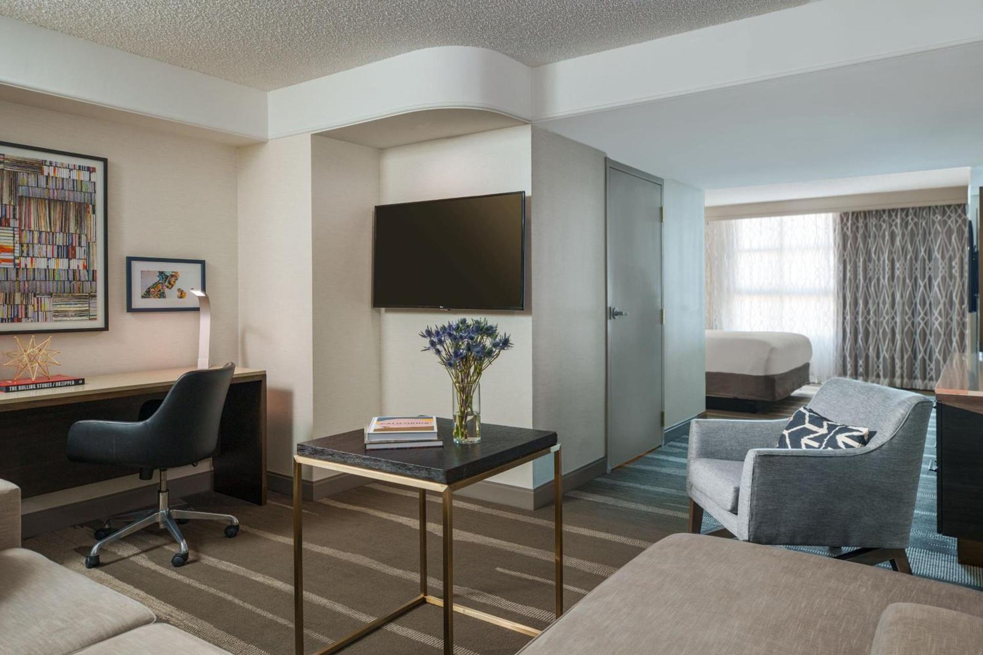 Renaissance Los Angeles Airport Hotel photo 22