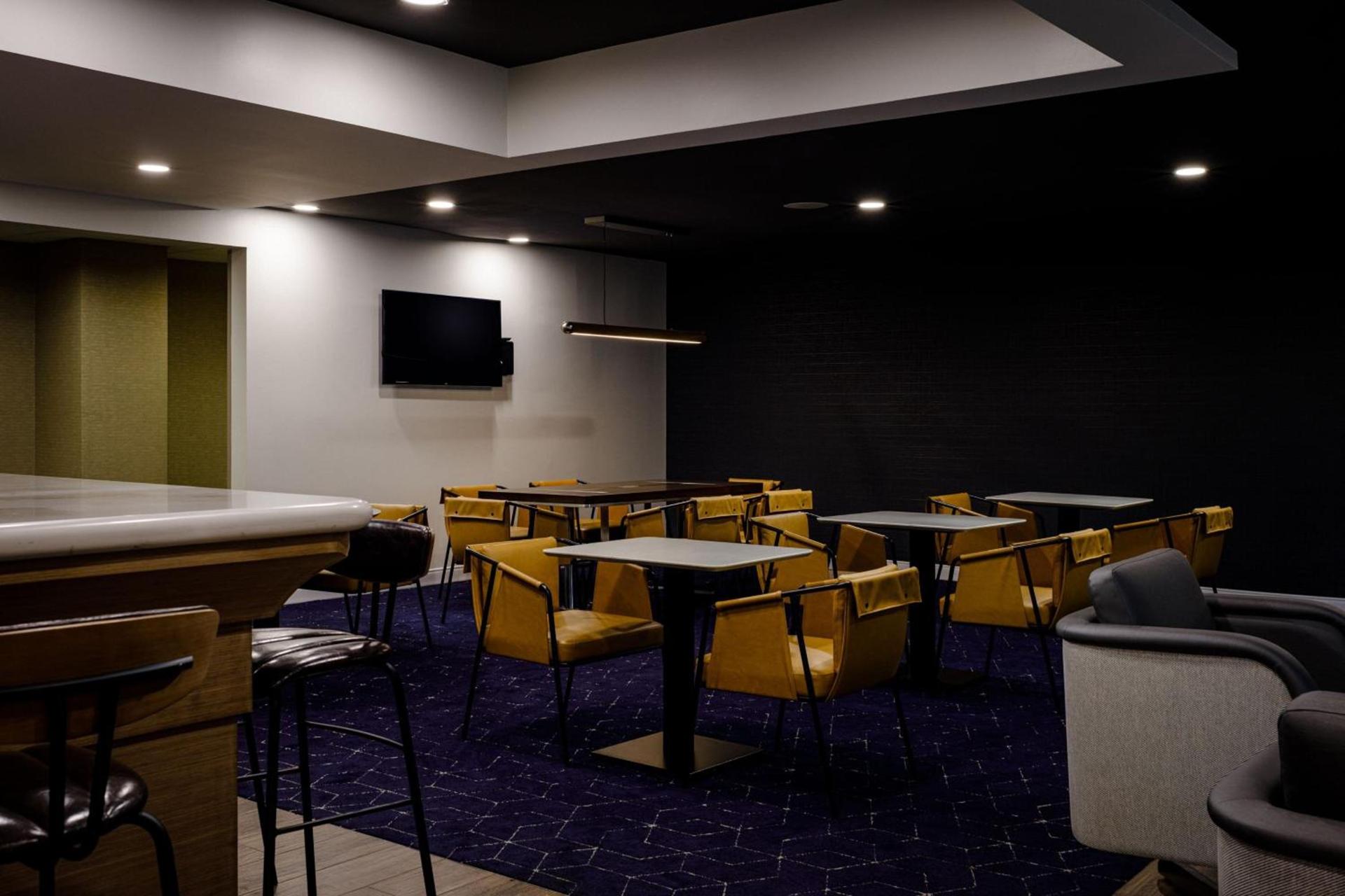 Courtyard by Marriott Springfield photo 35