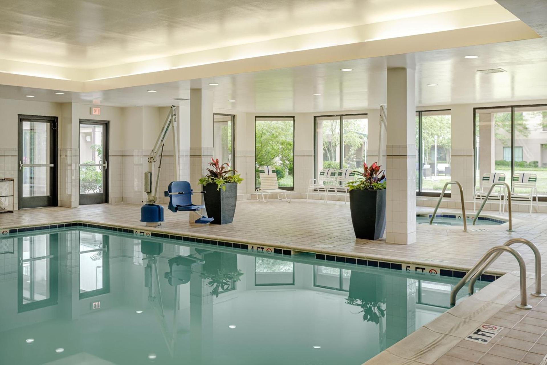Courtyard by Marriott Springfield photo 45