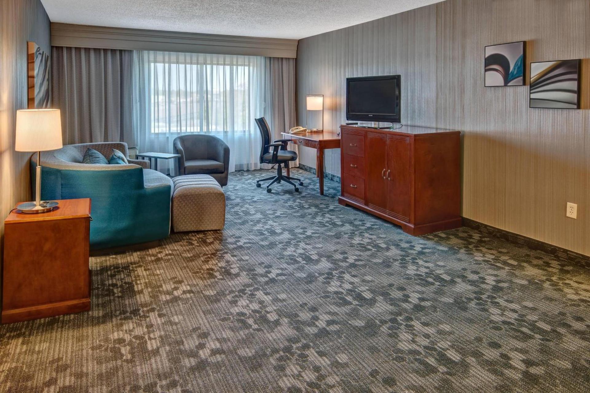 Courtyard by Marriott Springfield photo 23