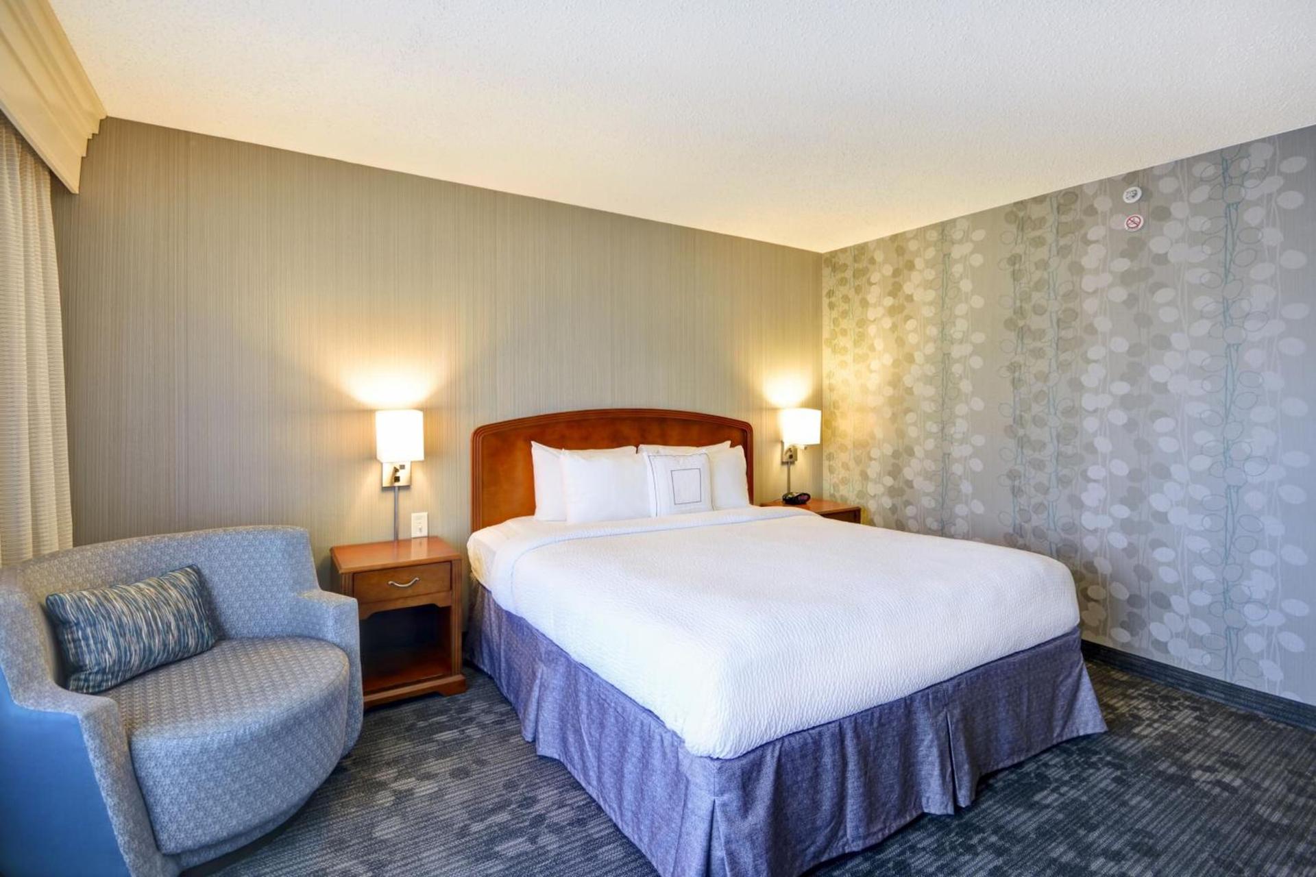 Courtyard by Marriott Springfield photo 26