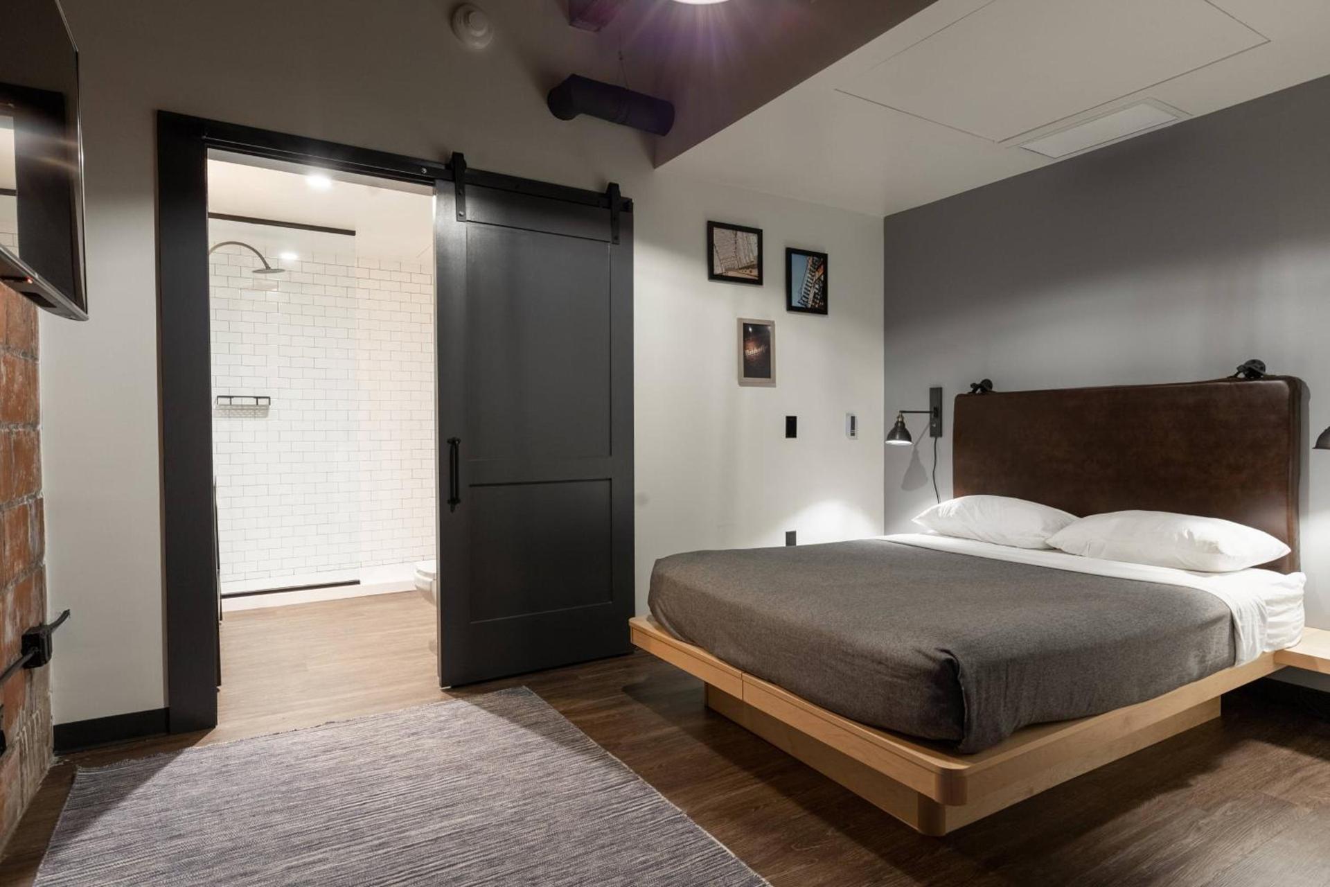 Moxy Nashville Downtown photo 14
