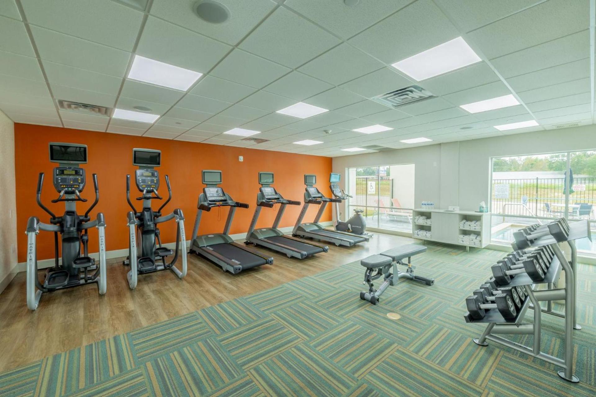 Holiday Inn Express & Suites Lindale - Tyler by IHG photo 39