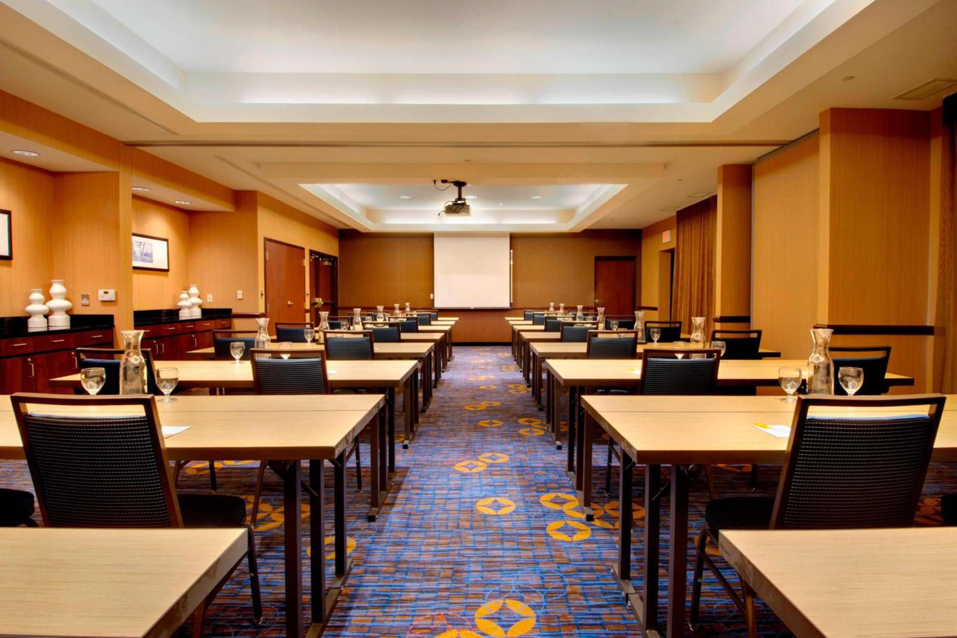 Courtyard by Marriott Madison East photo 26