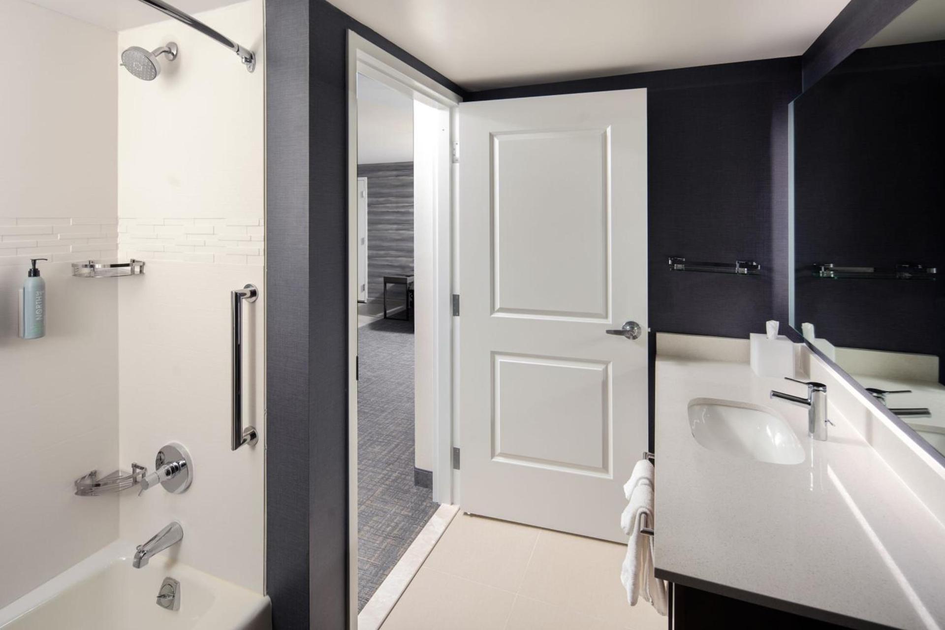 Residence Inn by Marriott Tampa Wesley Chapel photo 28