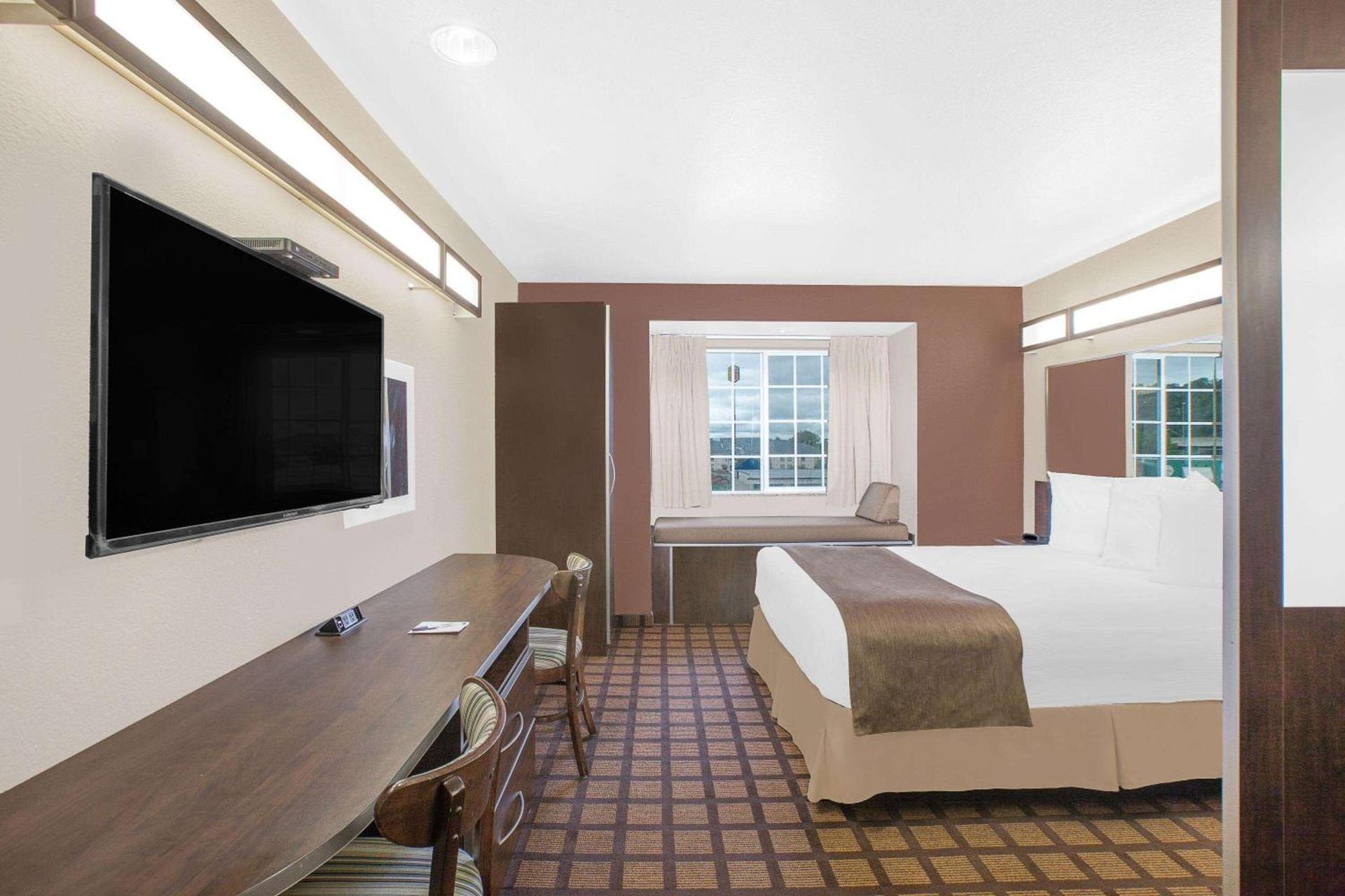 Microtel Inn & Suites By Wyndham Conway photo 4