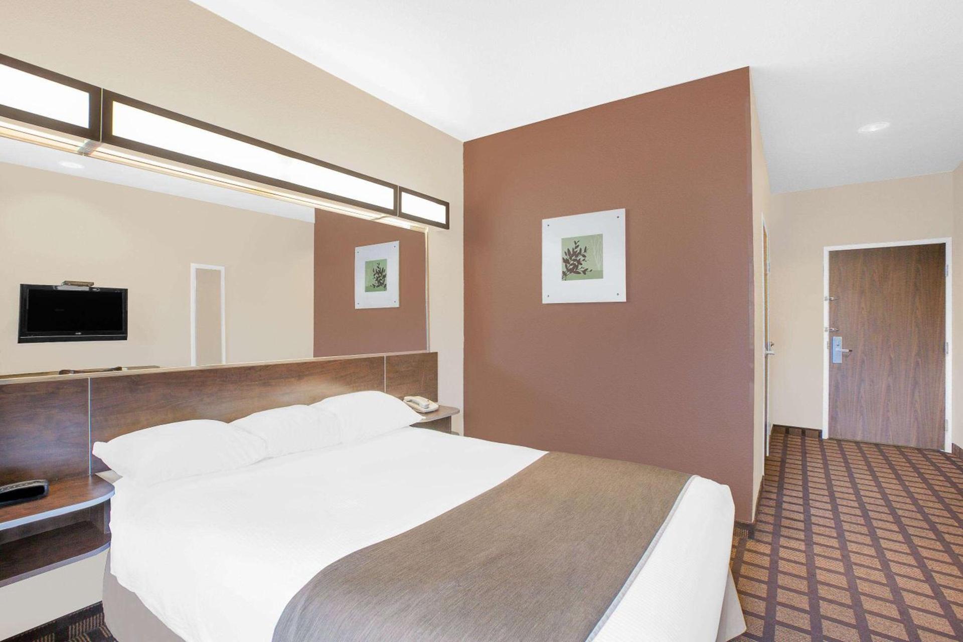 Microtel Inn & Suites By Wyndham Conway photo 7