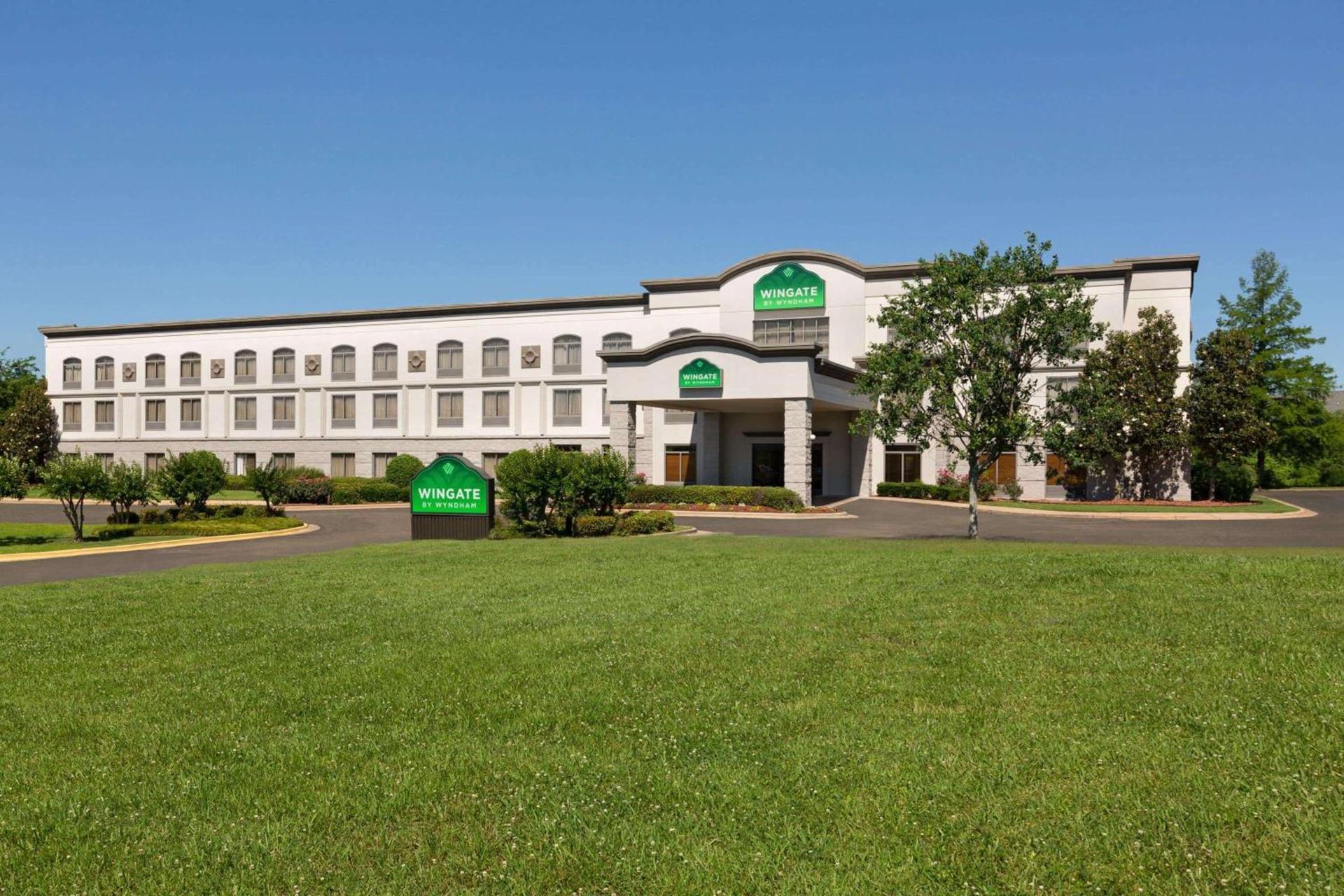 Wingate By Wyndham Montgomery photo 2