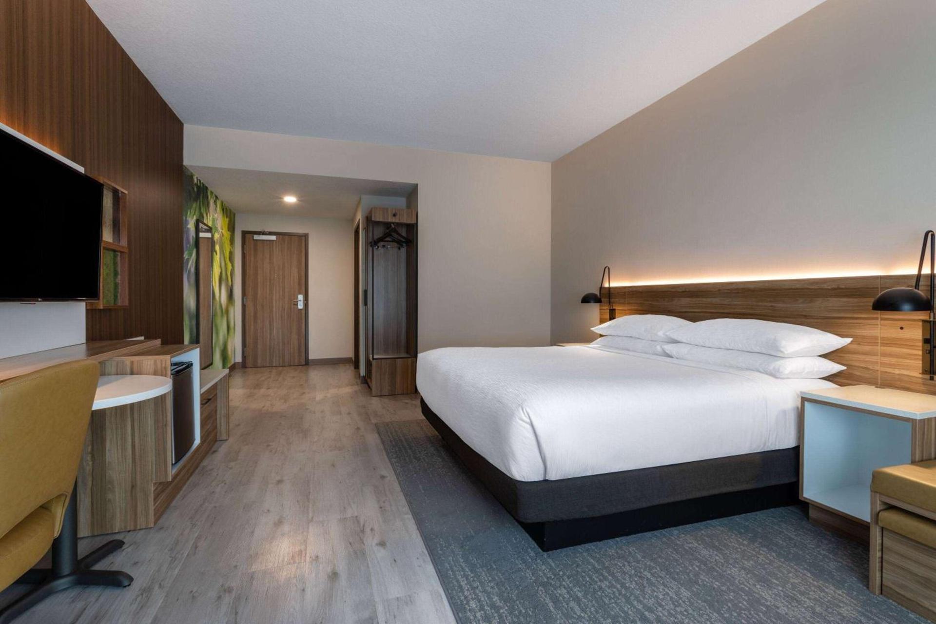 Wyndham Garden Orlando Airport - Free Airport Shuttle photo 17