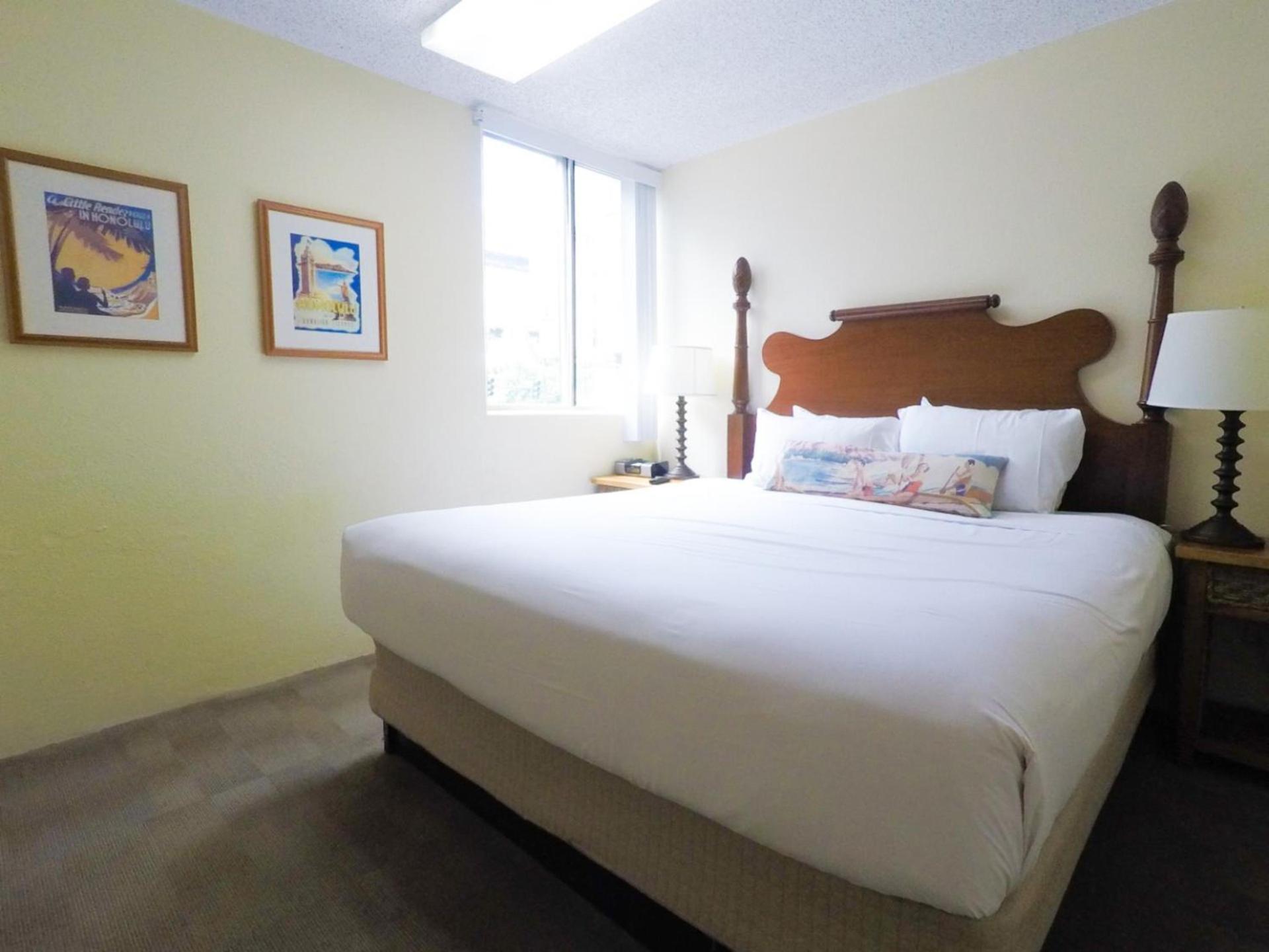Ohia Waikiki Studio Suites photo 39
