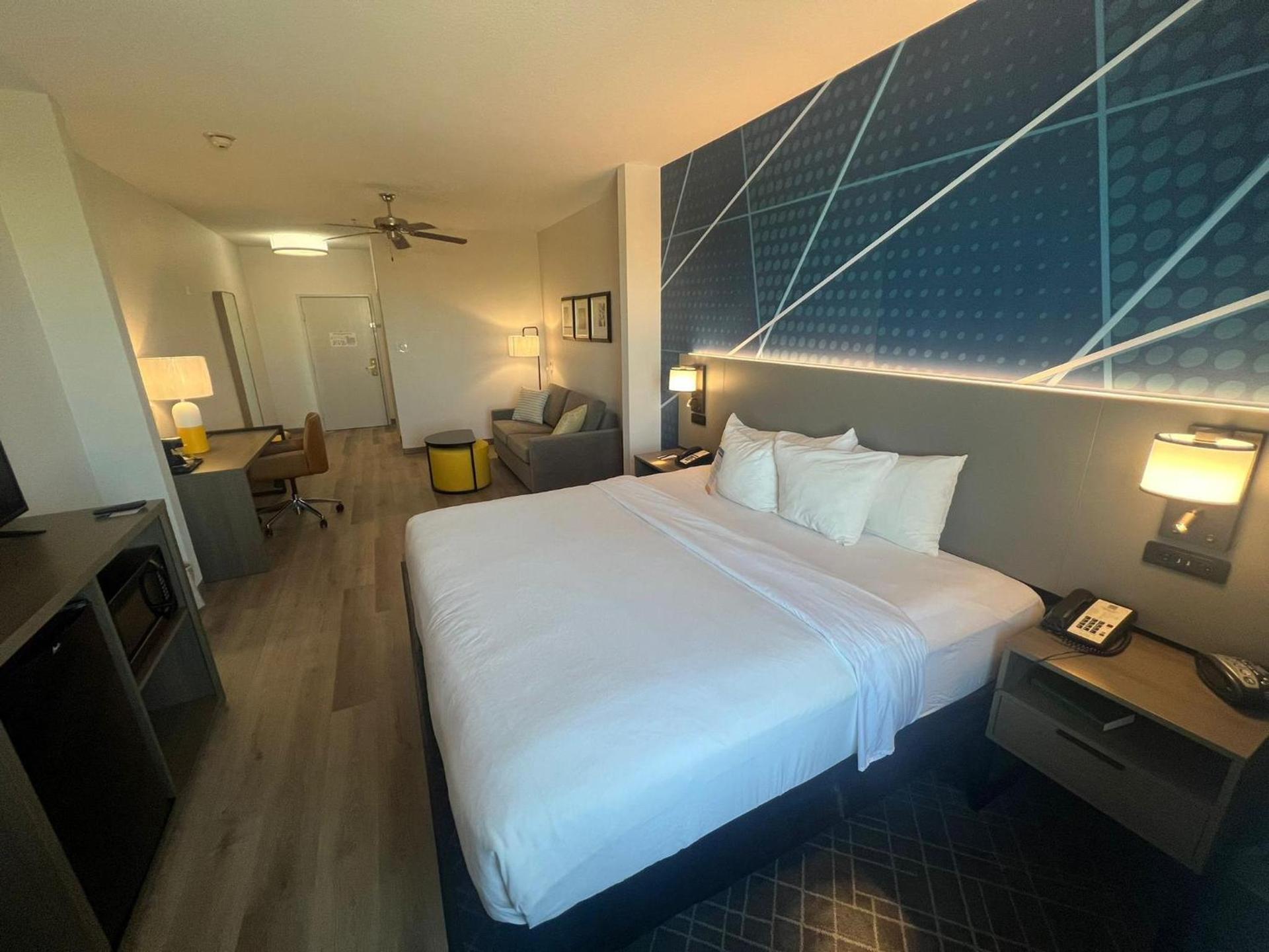 Comfort Suites San Angelo near University photo 4