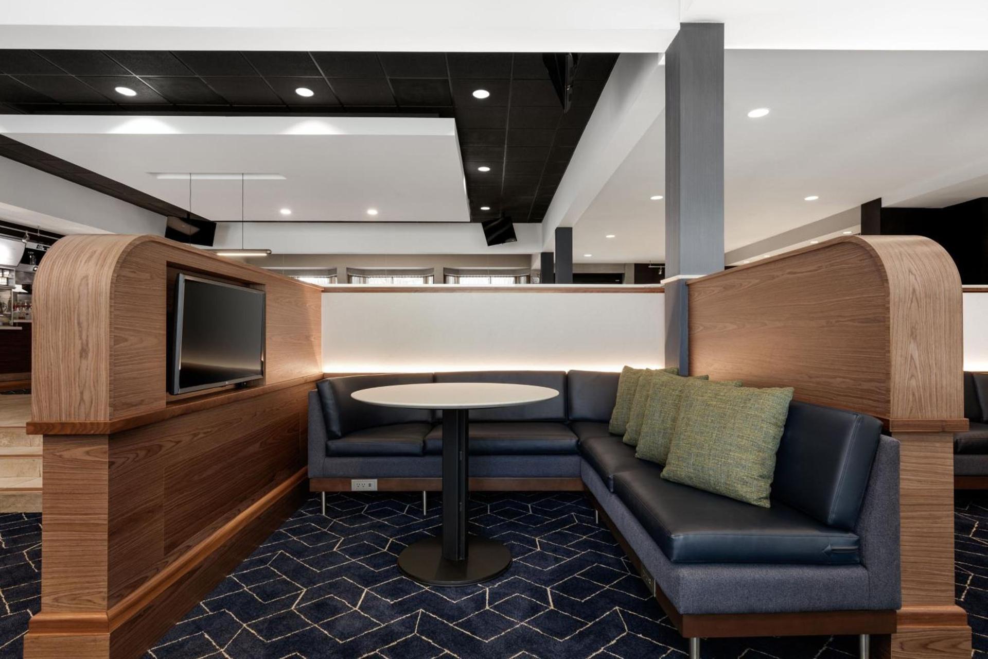 Courtyard by Marriott Denver Central Park photo 25