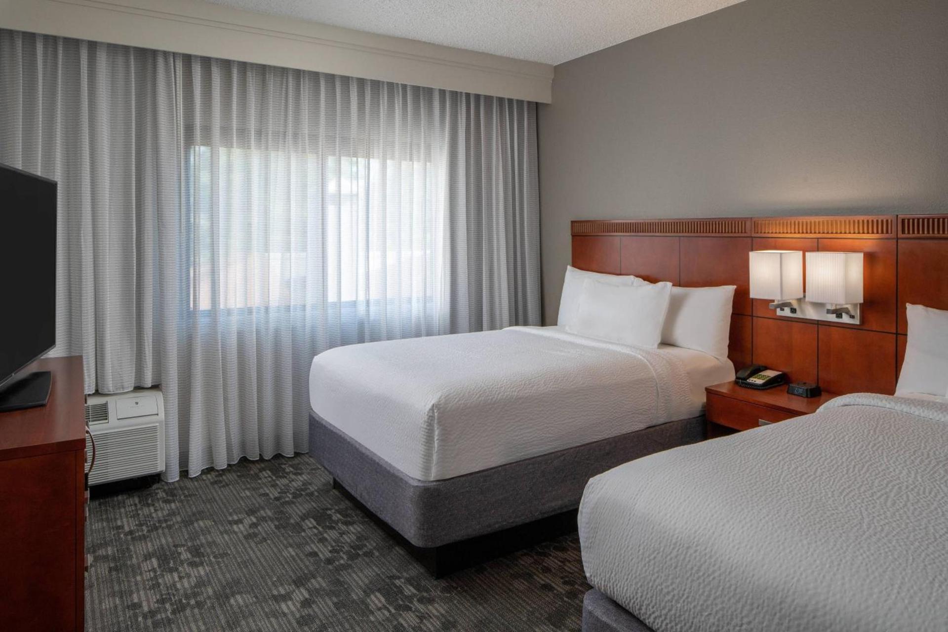 Courtyard by Marriott Nashville Airport photo 8