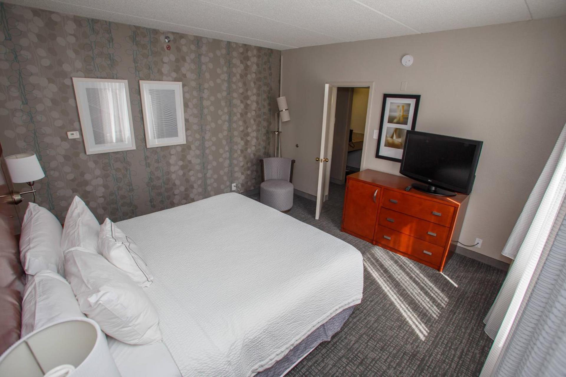 Courtyard by Marriott Atlanta Northlake photo 14