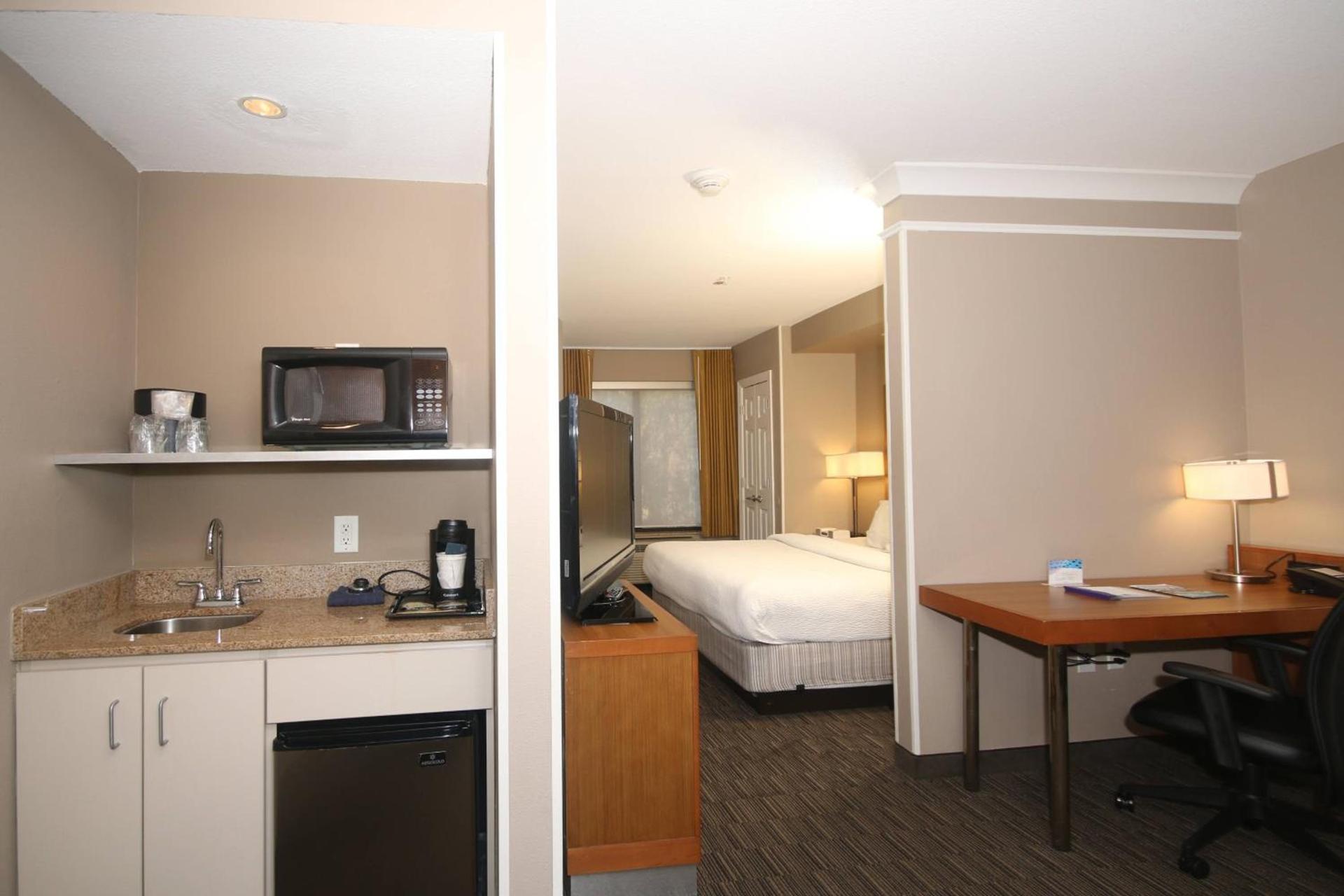 SpringHill Suites by Marriott Charleston North photo 6