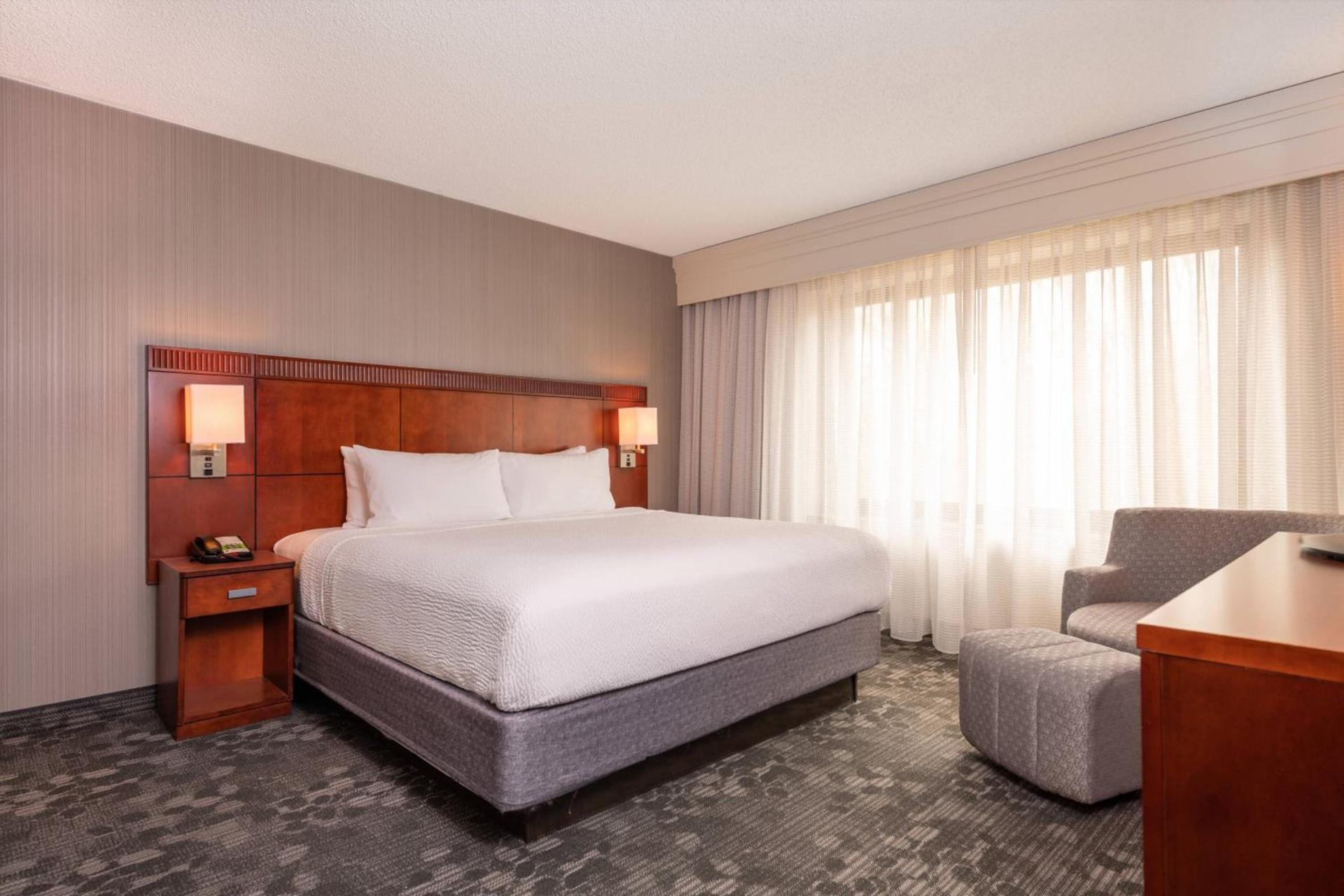 Courtyard by Marriott Newark-University of Delaware photo 18