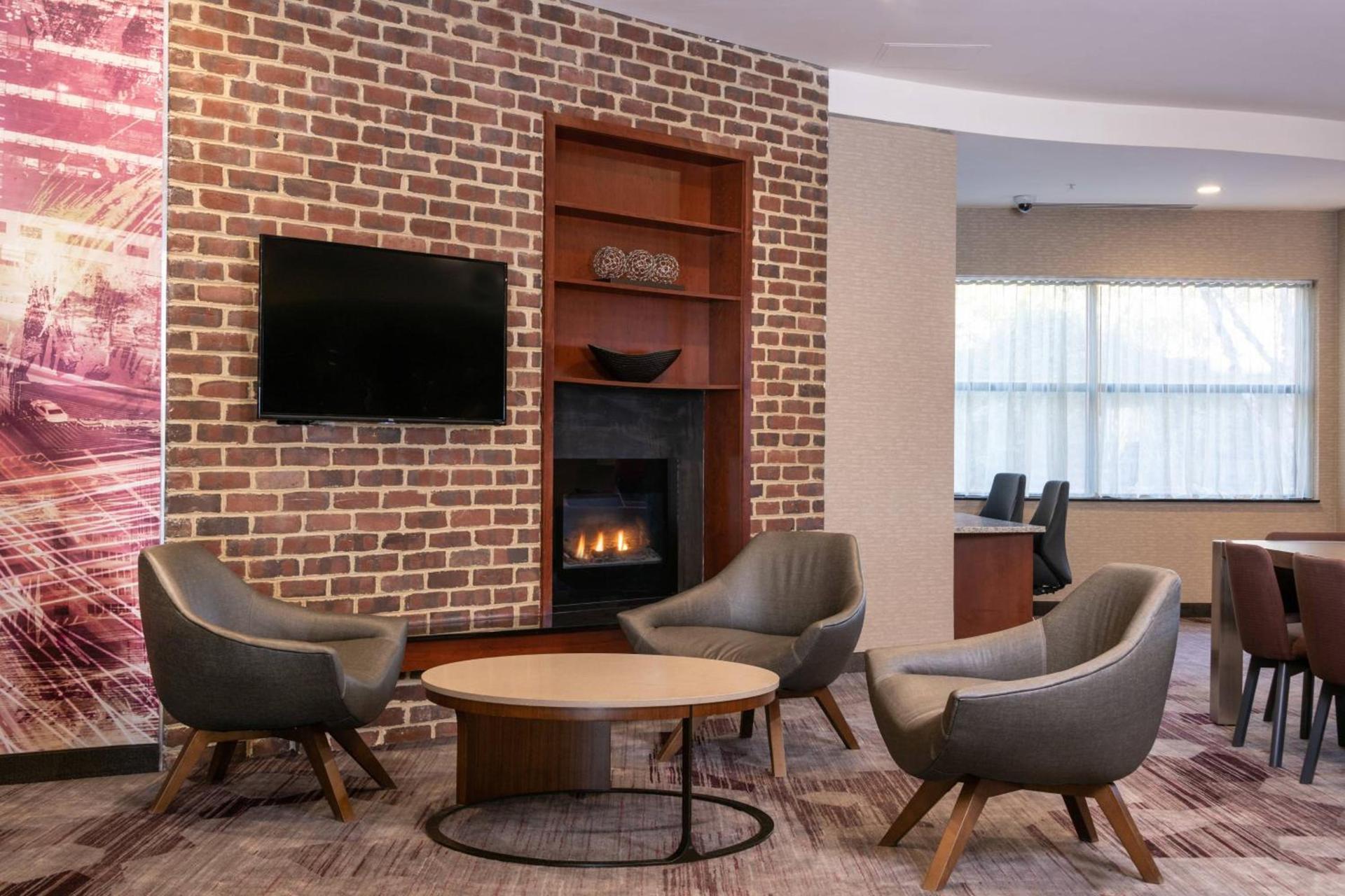 Courtyard by Marriott Newark-University of Delaware photo 5