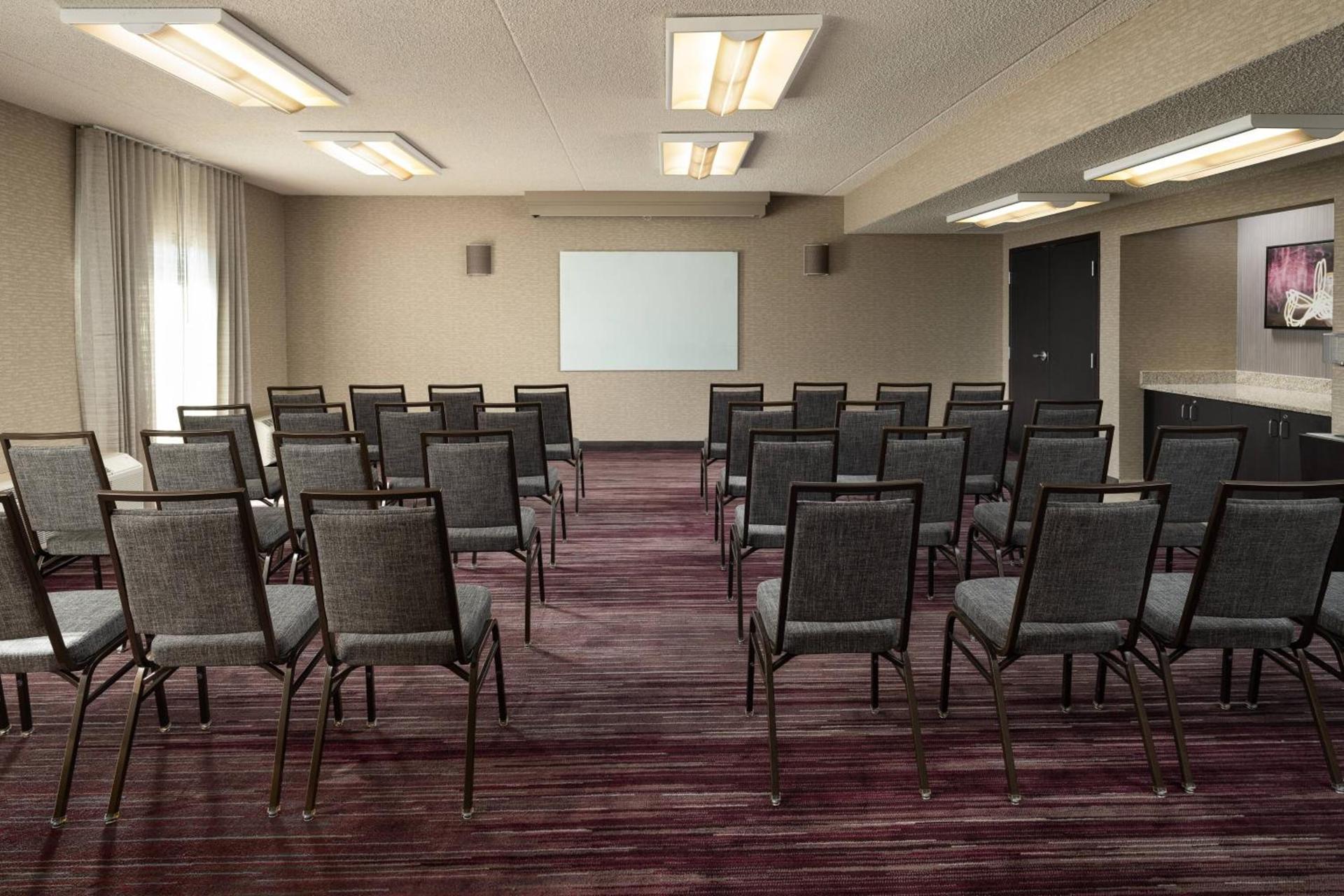 Courtyard by Marriott Phoenix Mesa photo 32