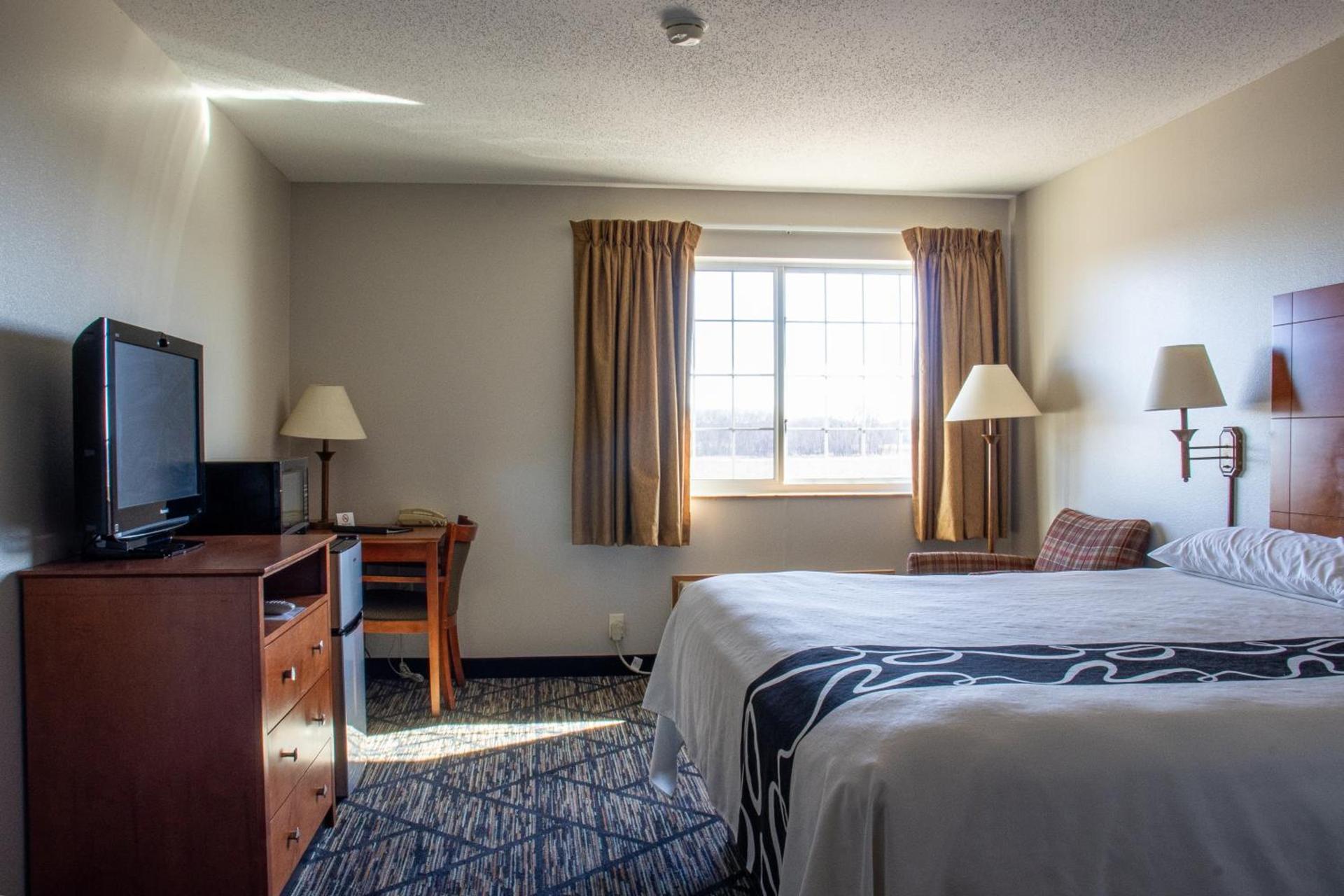 Belva Deer Inn photo 5