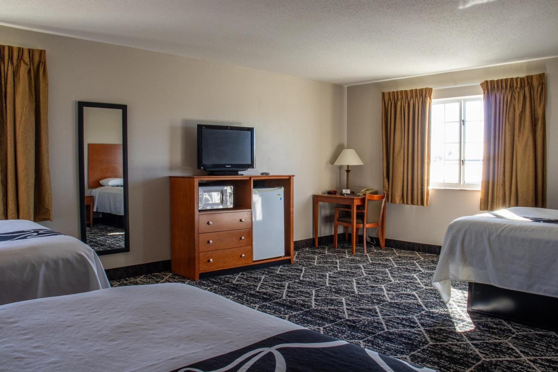 Belva Deer Inn photo 7