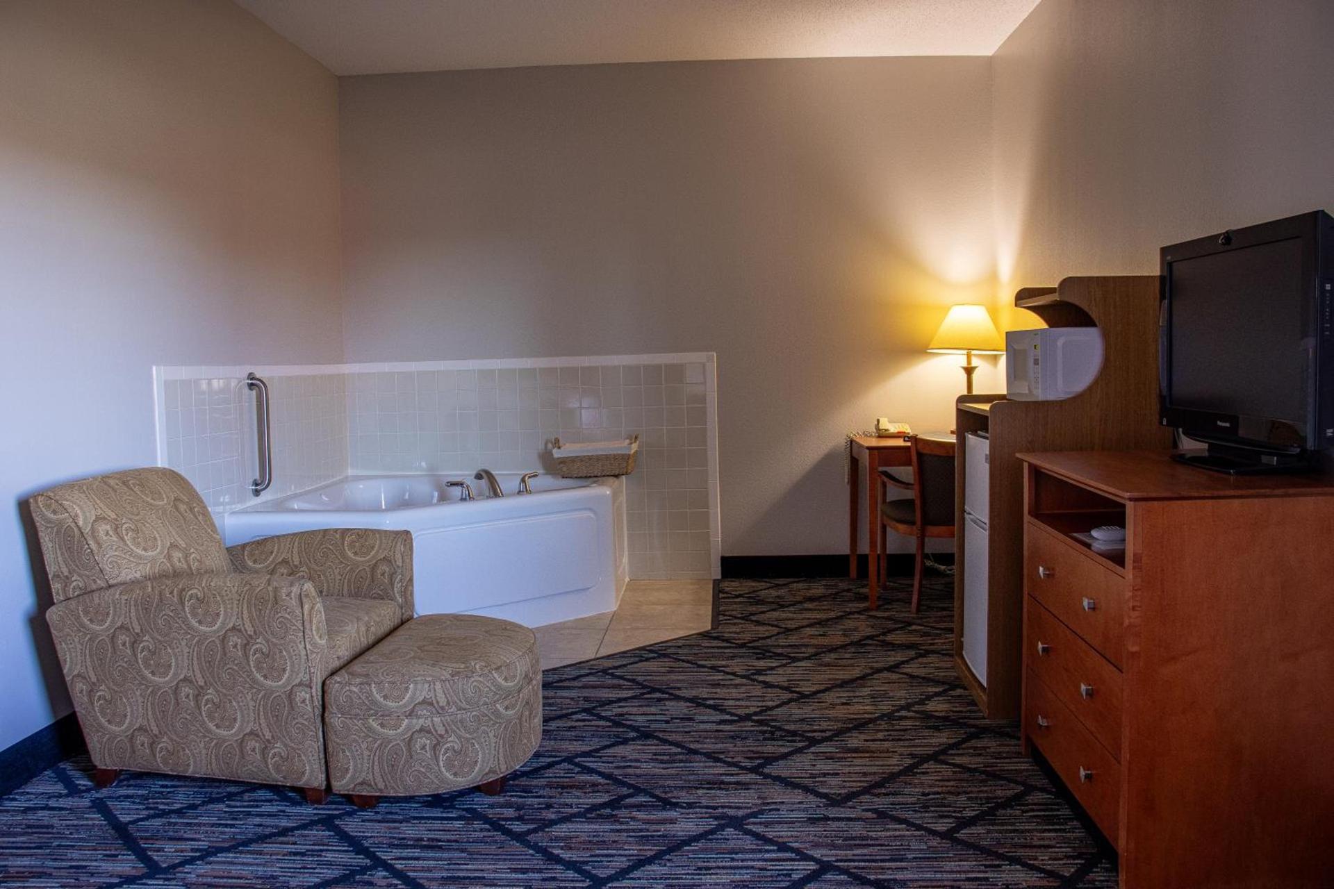 Belva Deer Inn photo 8