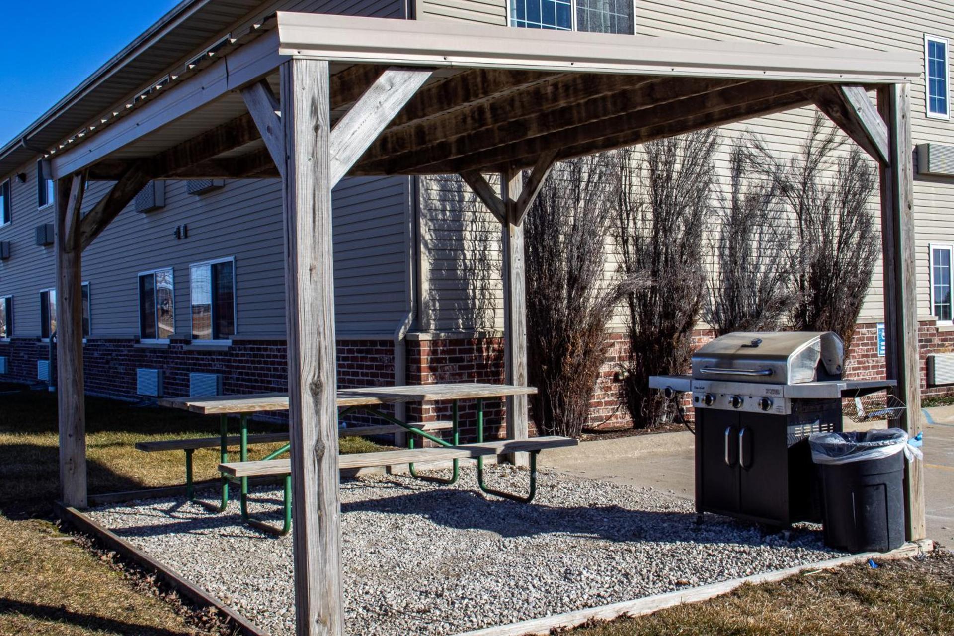 Belva Deer Inn photo 12