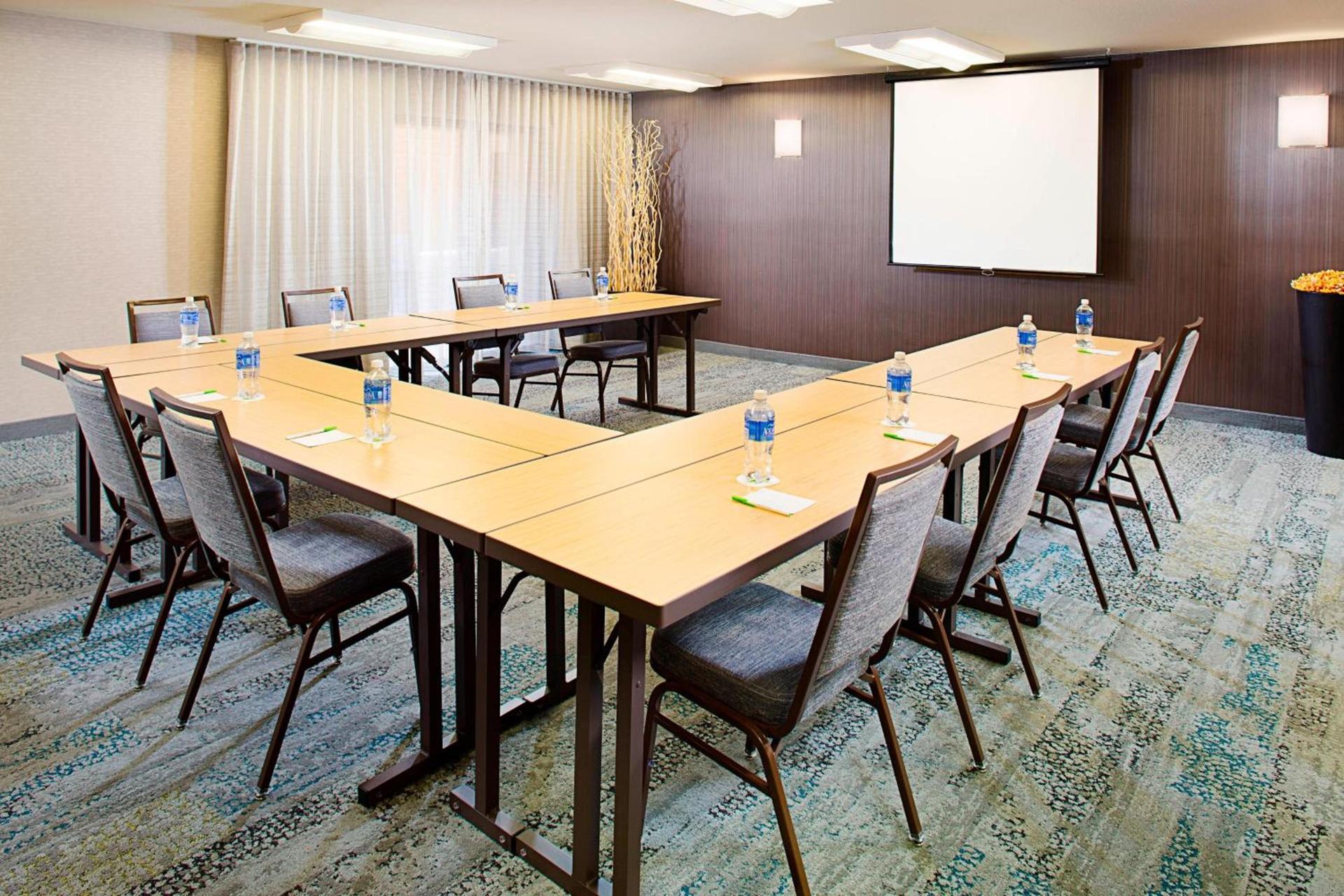 Courtyard by Marriott Tucson Williams Centre photo 1