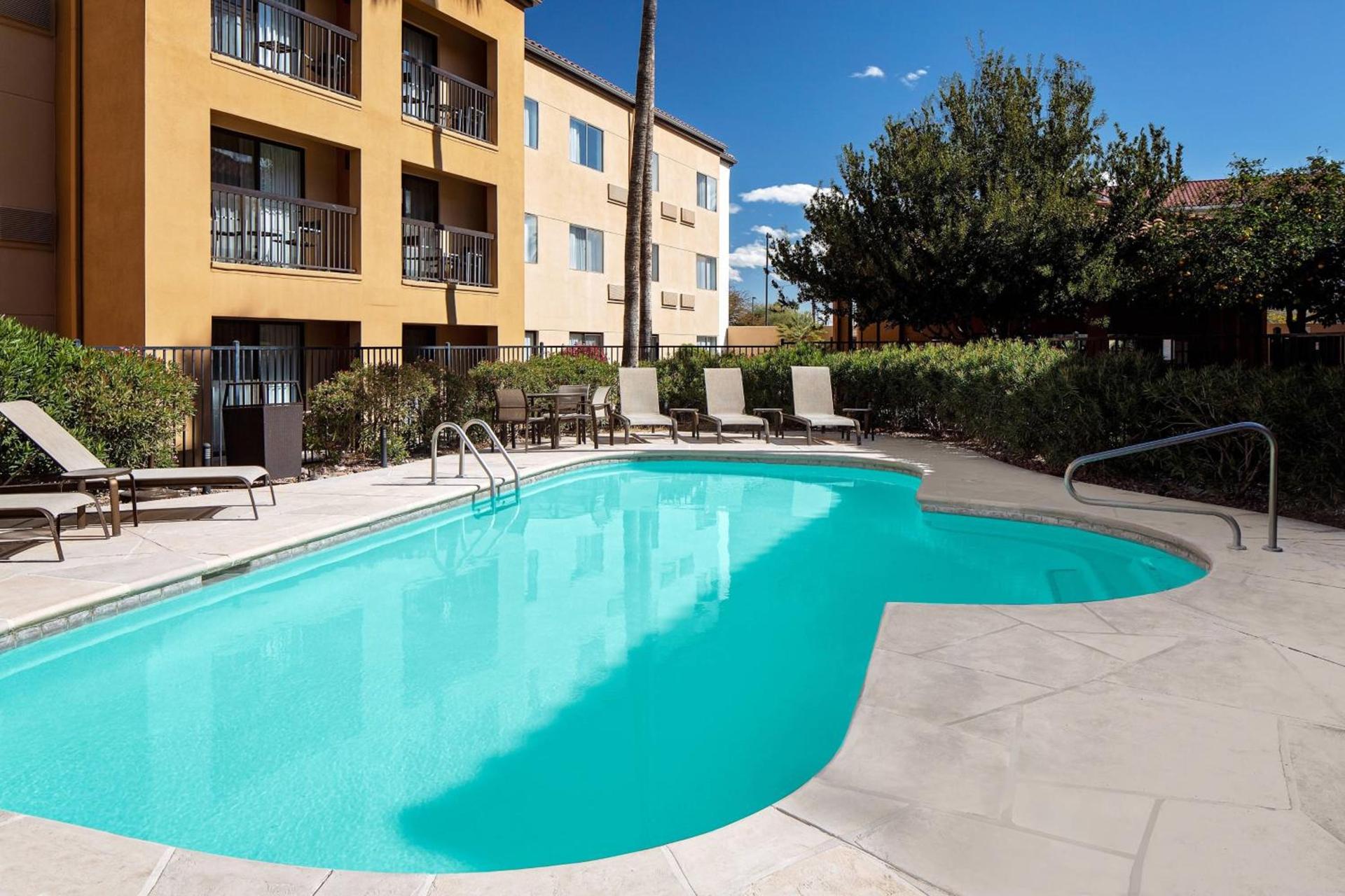 Courtyard by Marriott Tucson Williams Centre photo 3