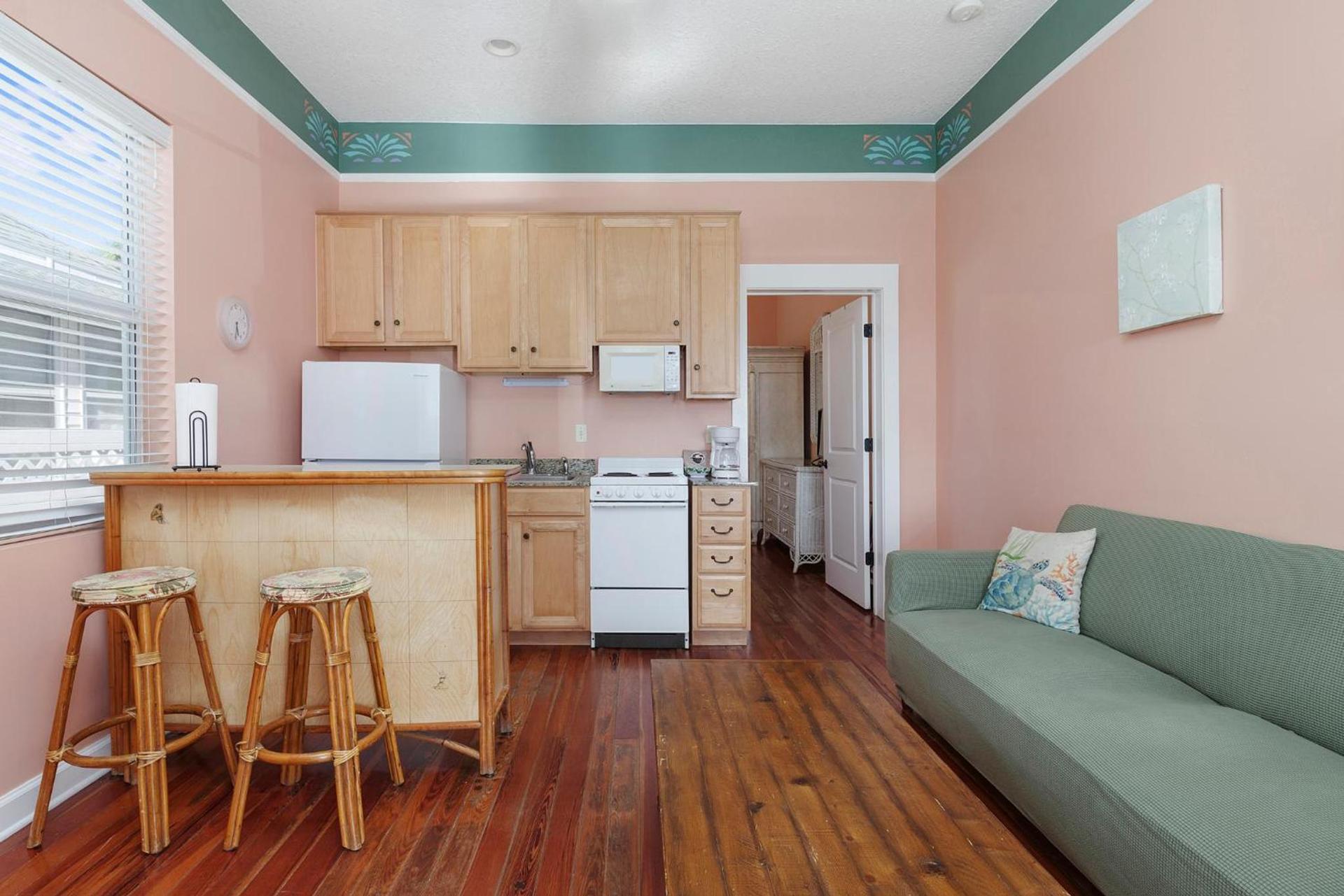 Havana Inn photo 18