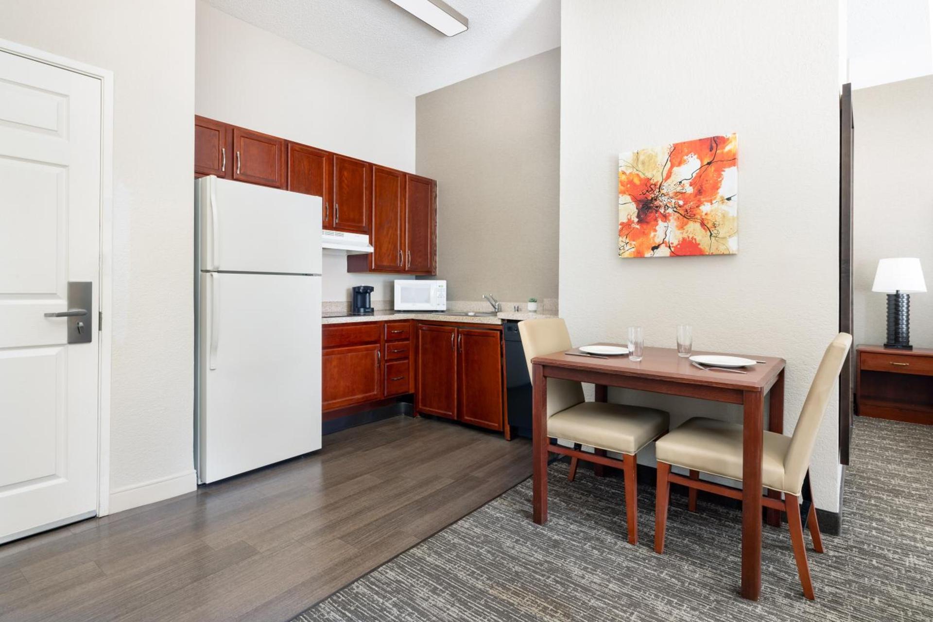 Homewood Suites by Hilton Dallas-DFW Airport N-Grapevine photo 13