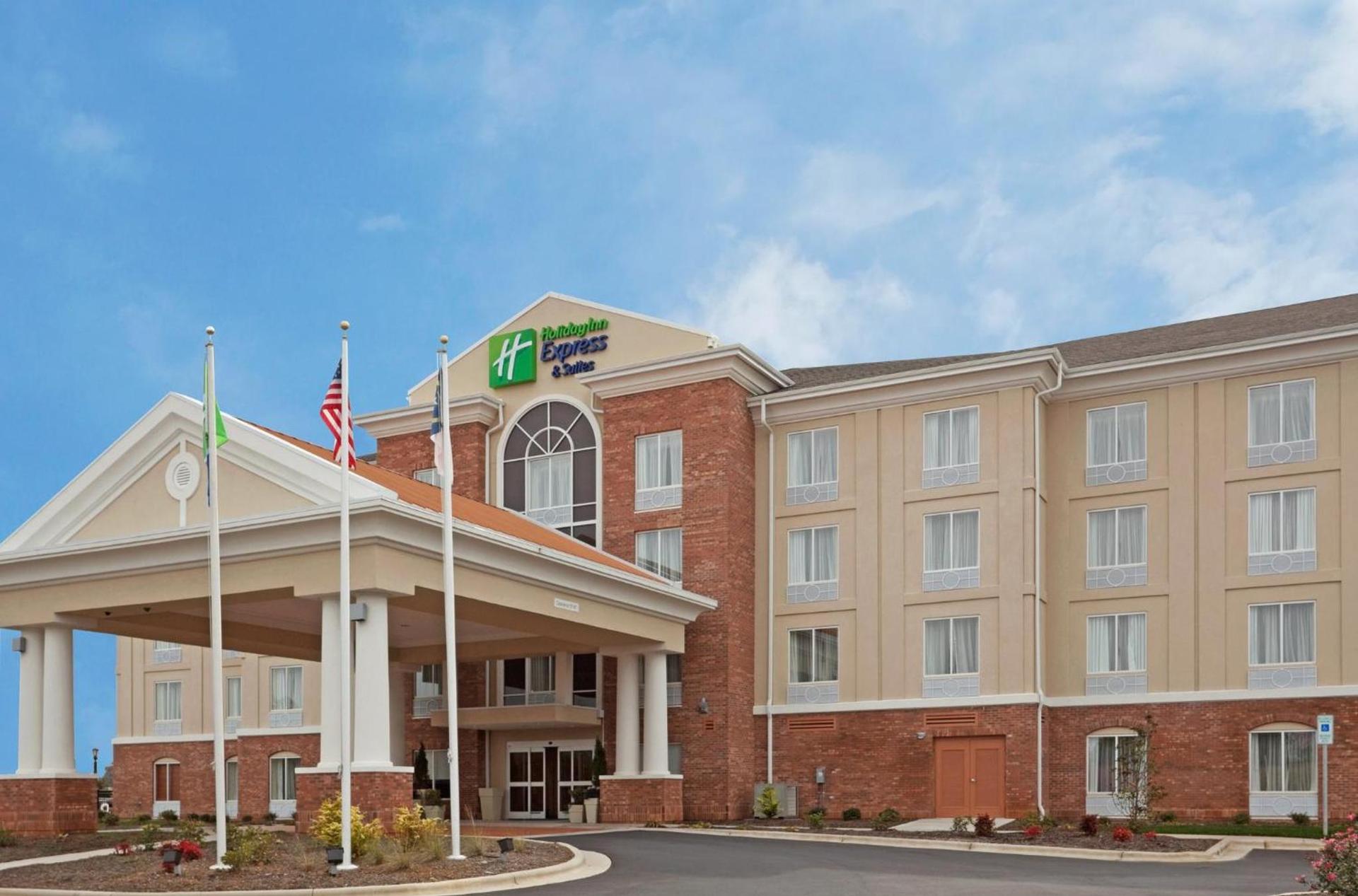 Holiday Inn Express Hotel & Suites Greensboro - Airport Area by IHG photo 10