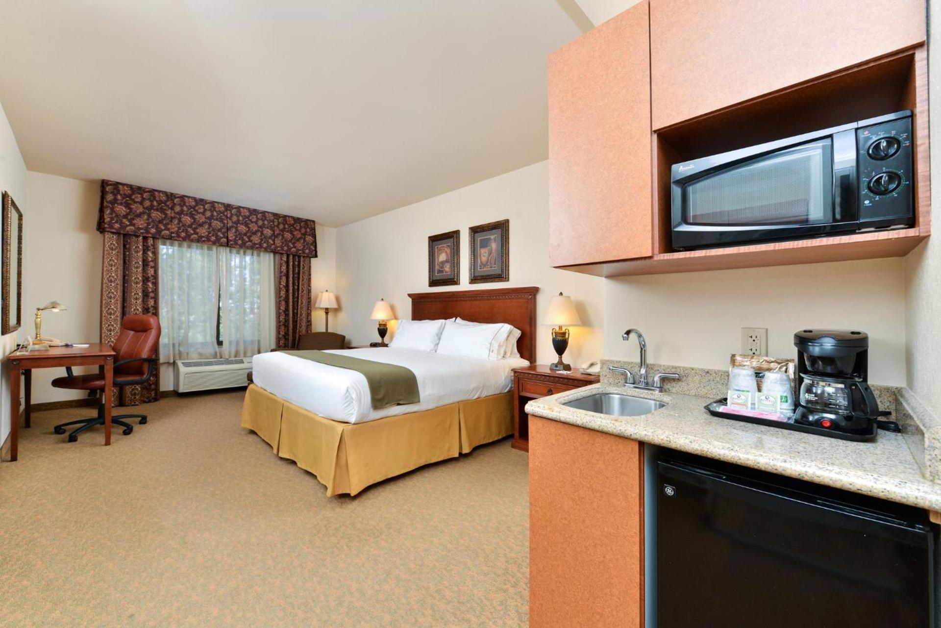 Holiday Inn Express Hotel & Suites Las Cruces by IHG photo 56