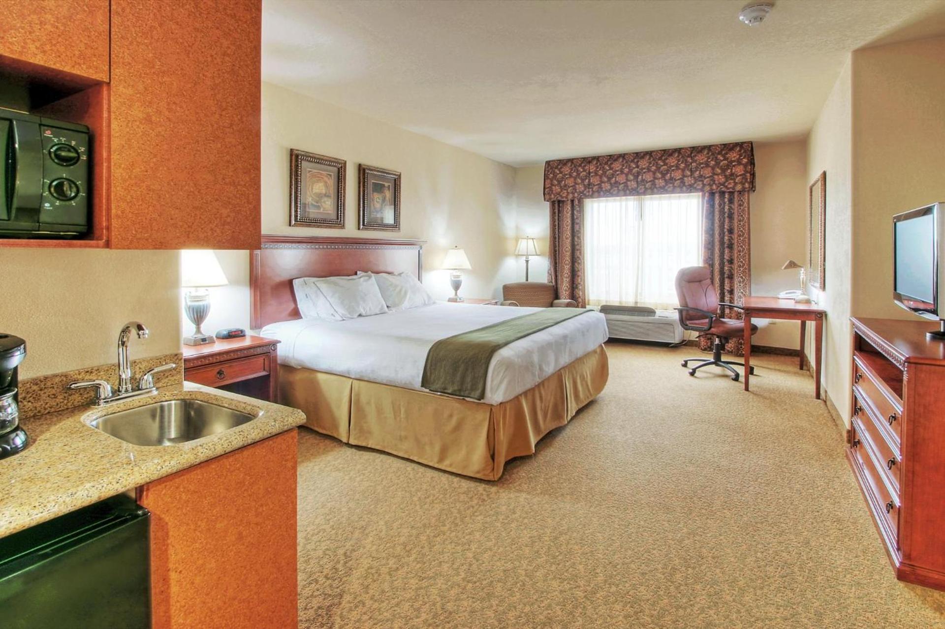 Holiday Inn Express Hotel & Suites Las Cruces by IHG photo 54