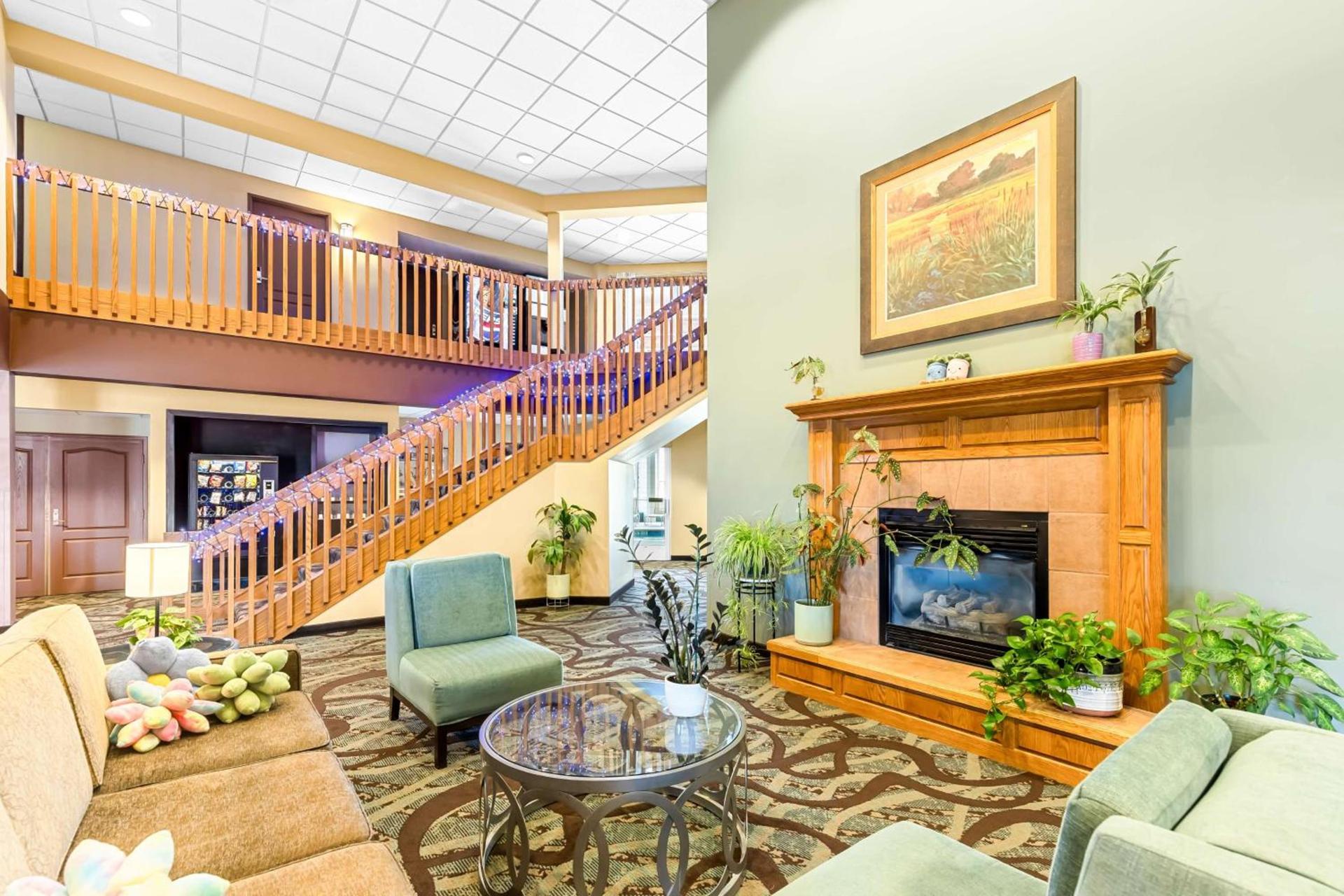 Best Western Holiday Manor photo 12