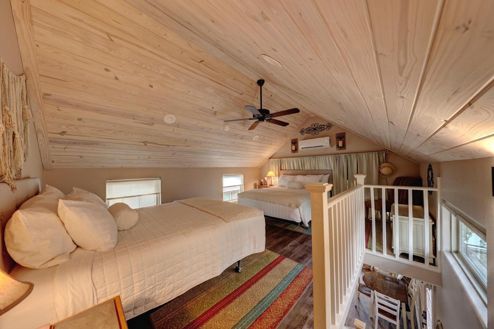 Treetop River Cabins on the Guadalupe River photo 20