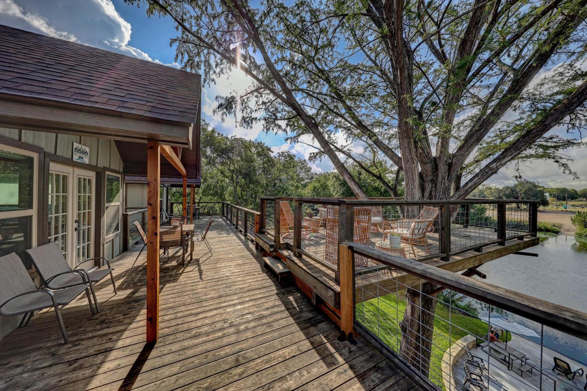 Treetop River Cabins on the Guadalupe River photo 24
