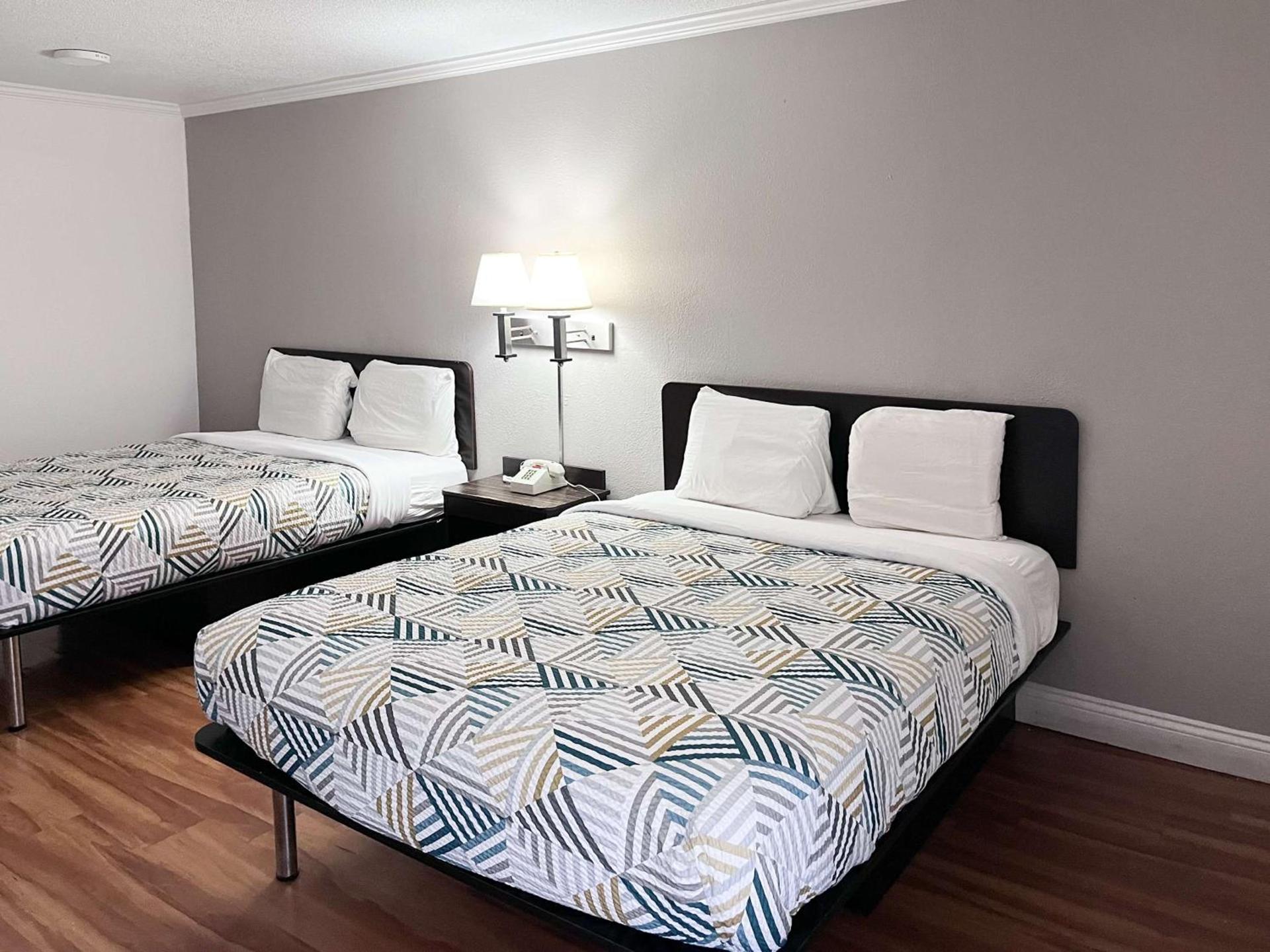 Motel 6-Opelousas, LA photo 11