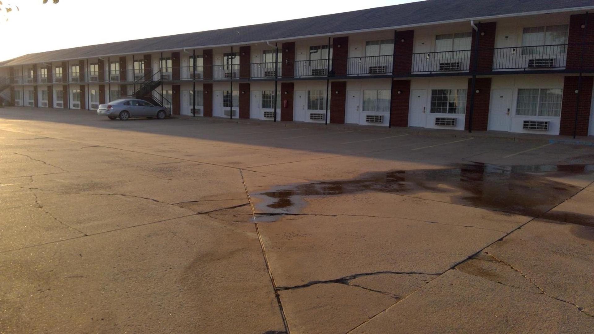 Heritage Inn photo 1