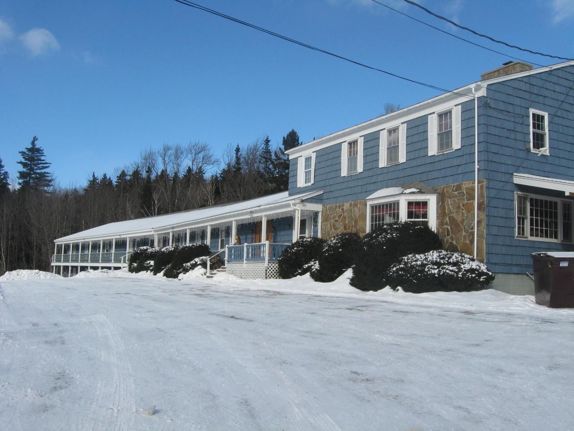 Big Bears Lodge — hotel in West Dover