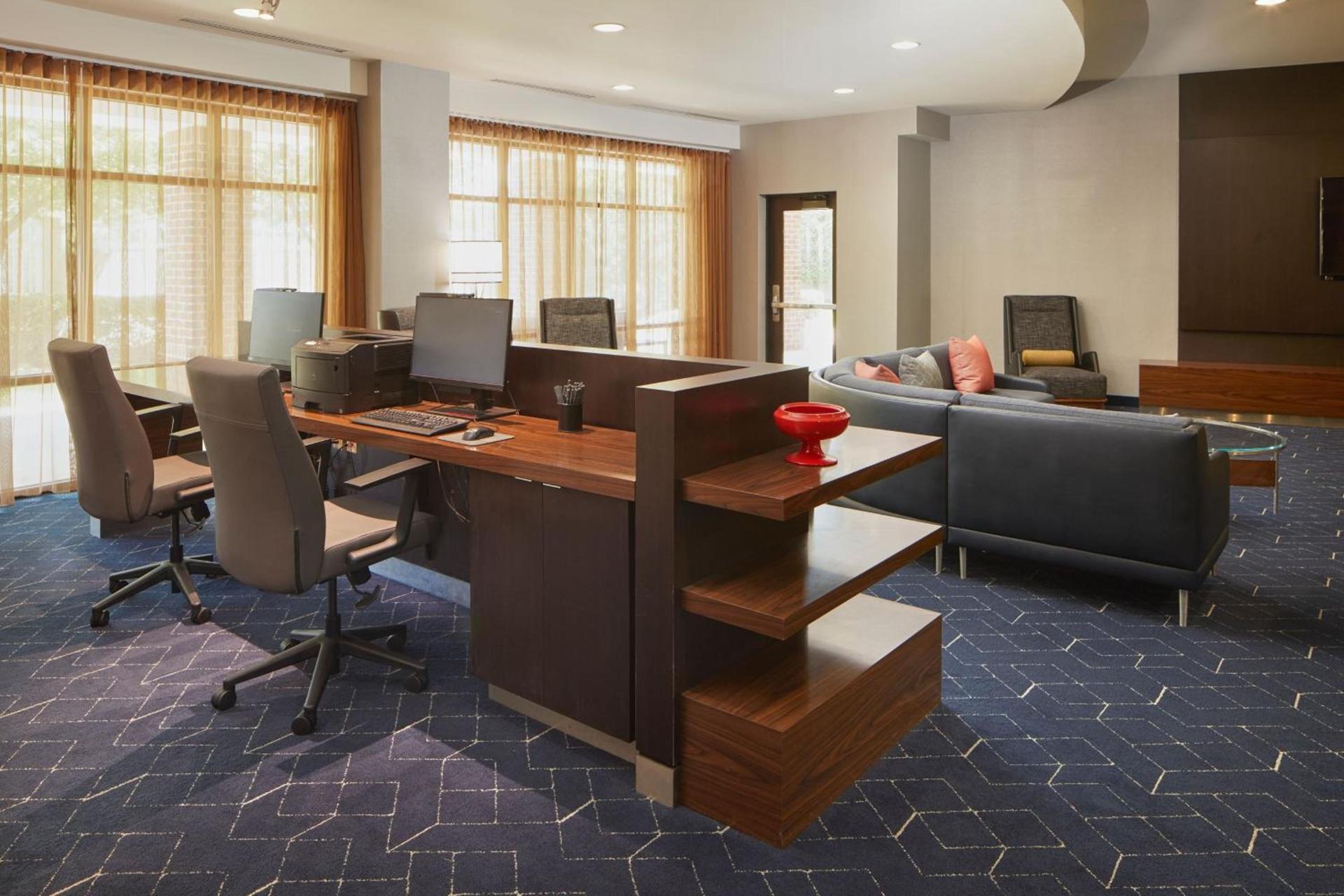 Courtyard by Marriott Winchester Medical Center photo 18