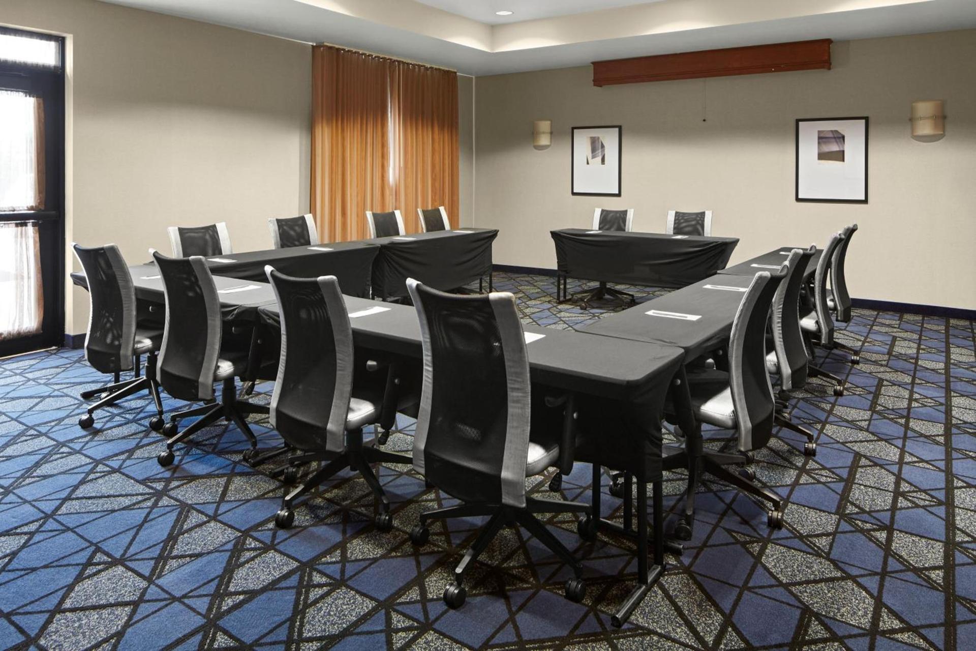 Courtyard by Marriott Winchester Medical Center photo 33
