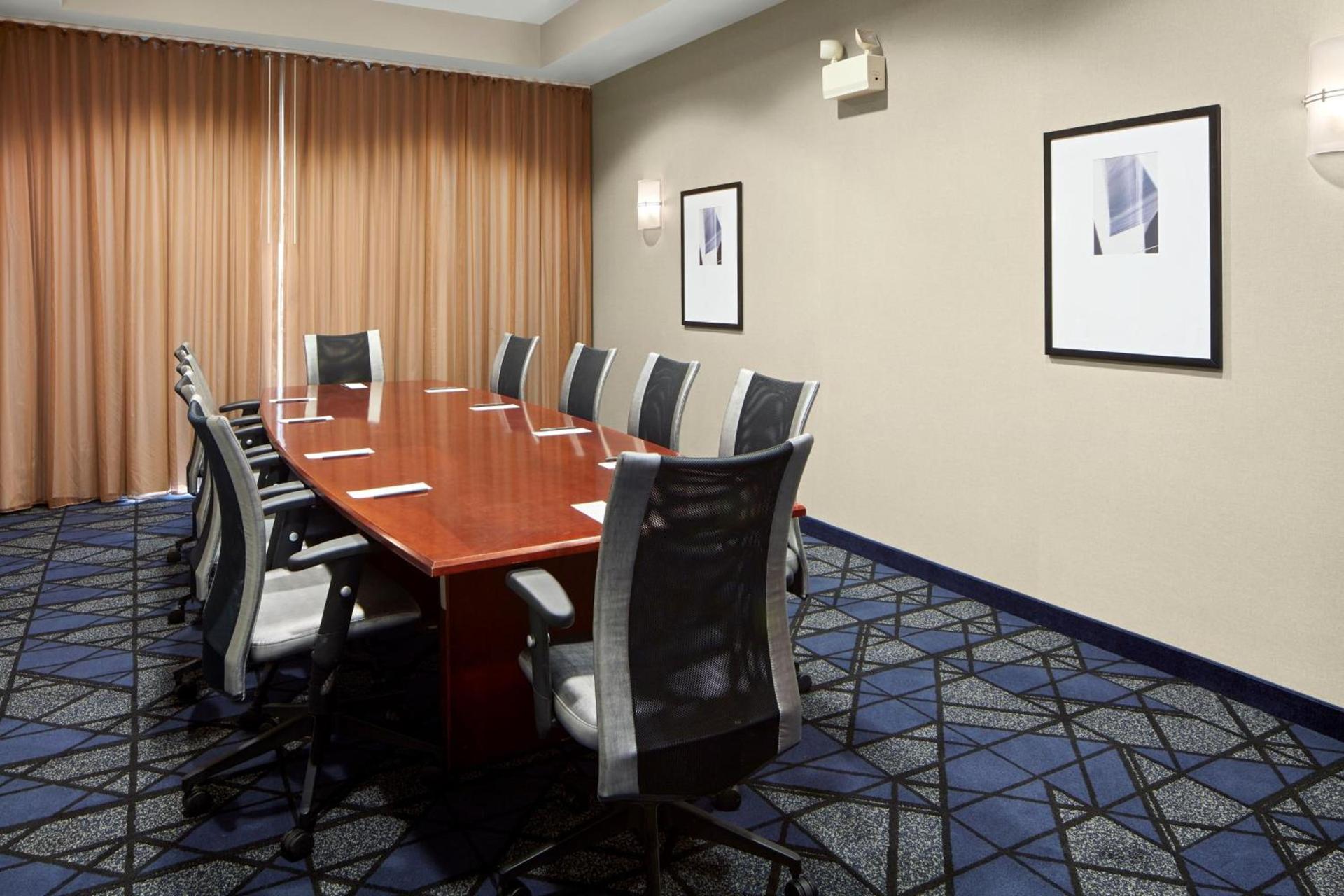 Courtyard by Marriott Winchester Medical Center photo 34