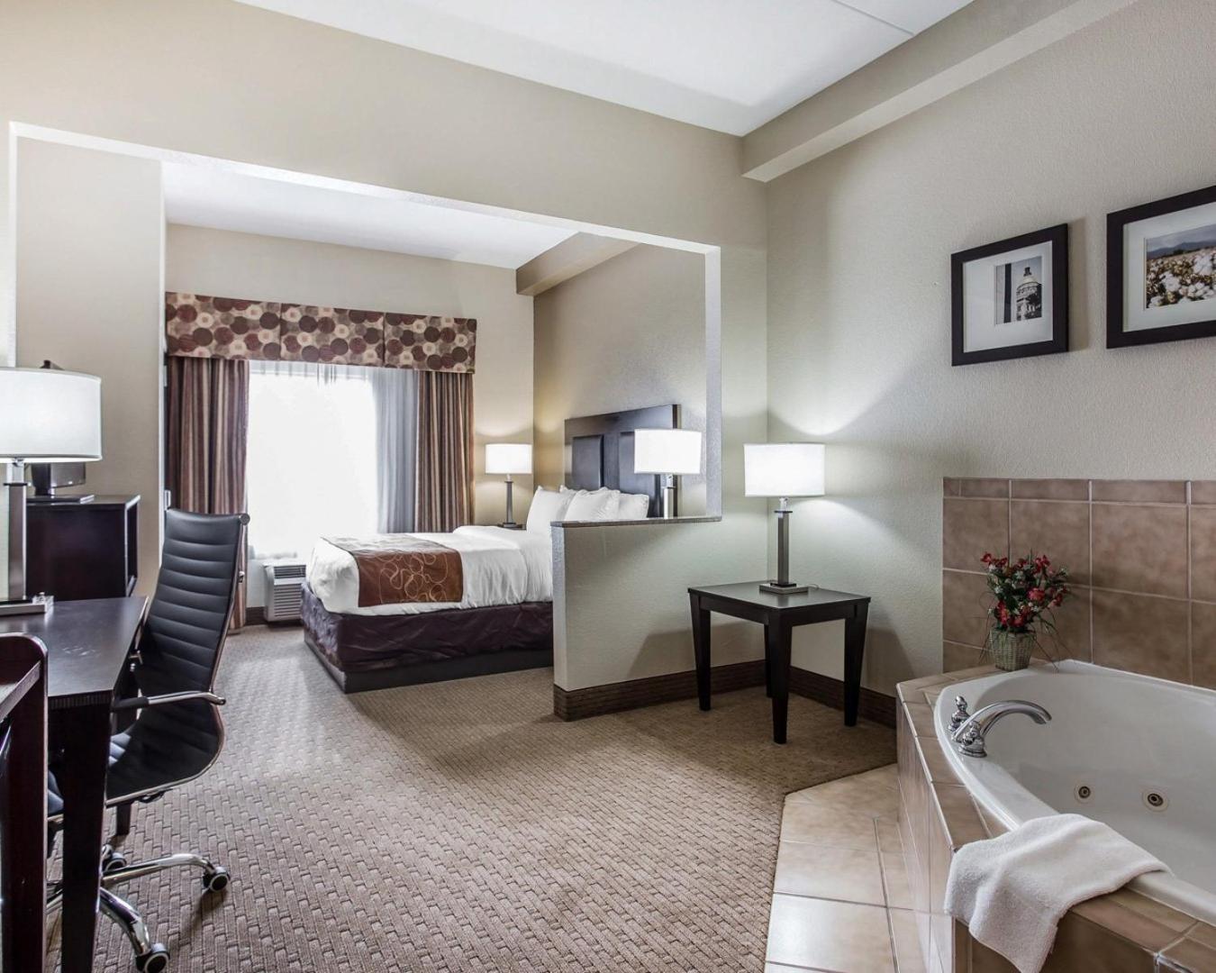 Comfort Suites Morrow- Atlanta South photo 40