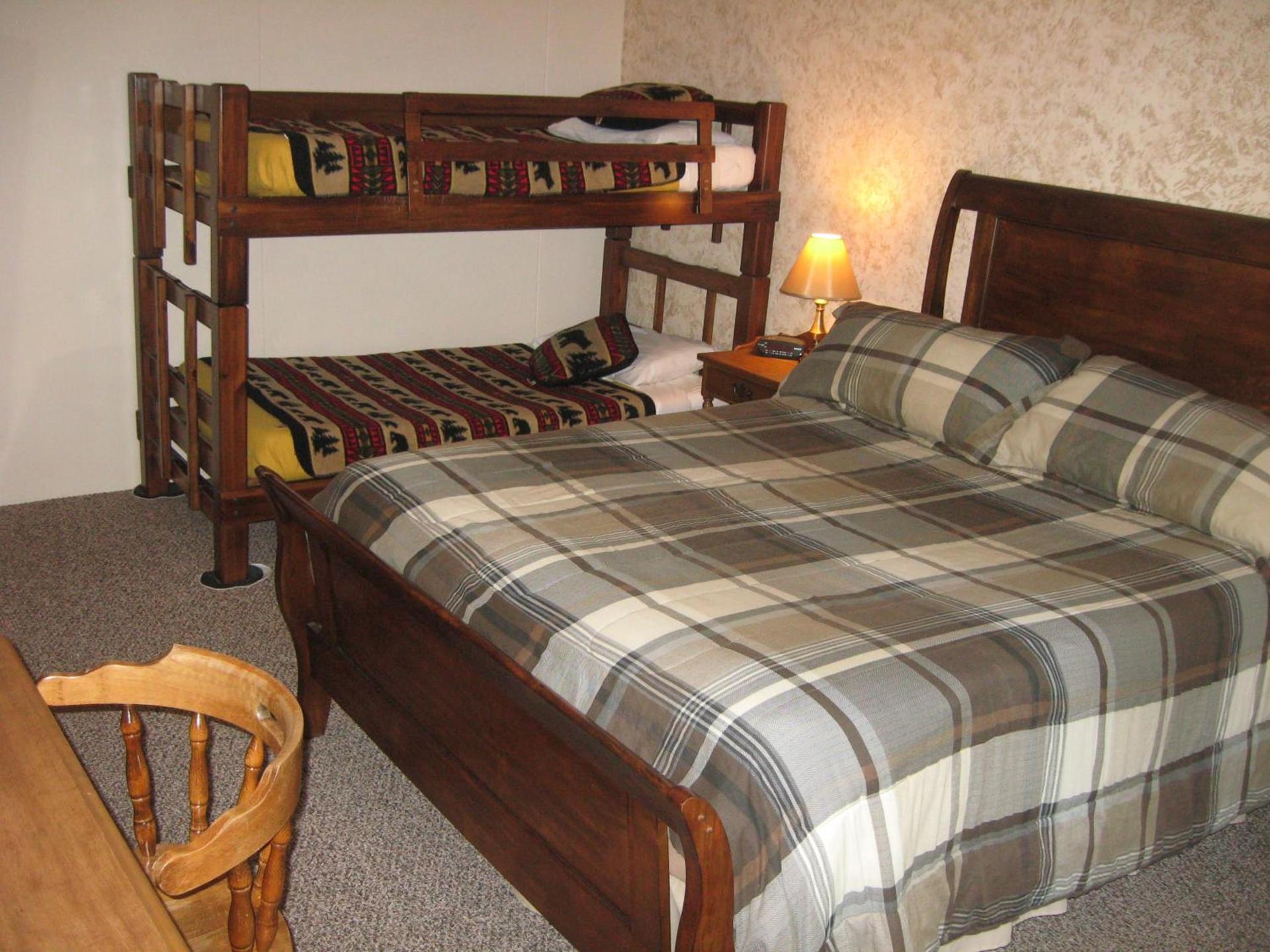 Big Bears Lodge photo 17