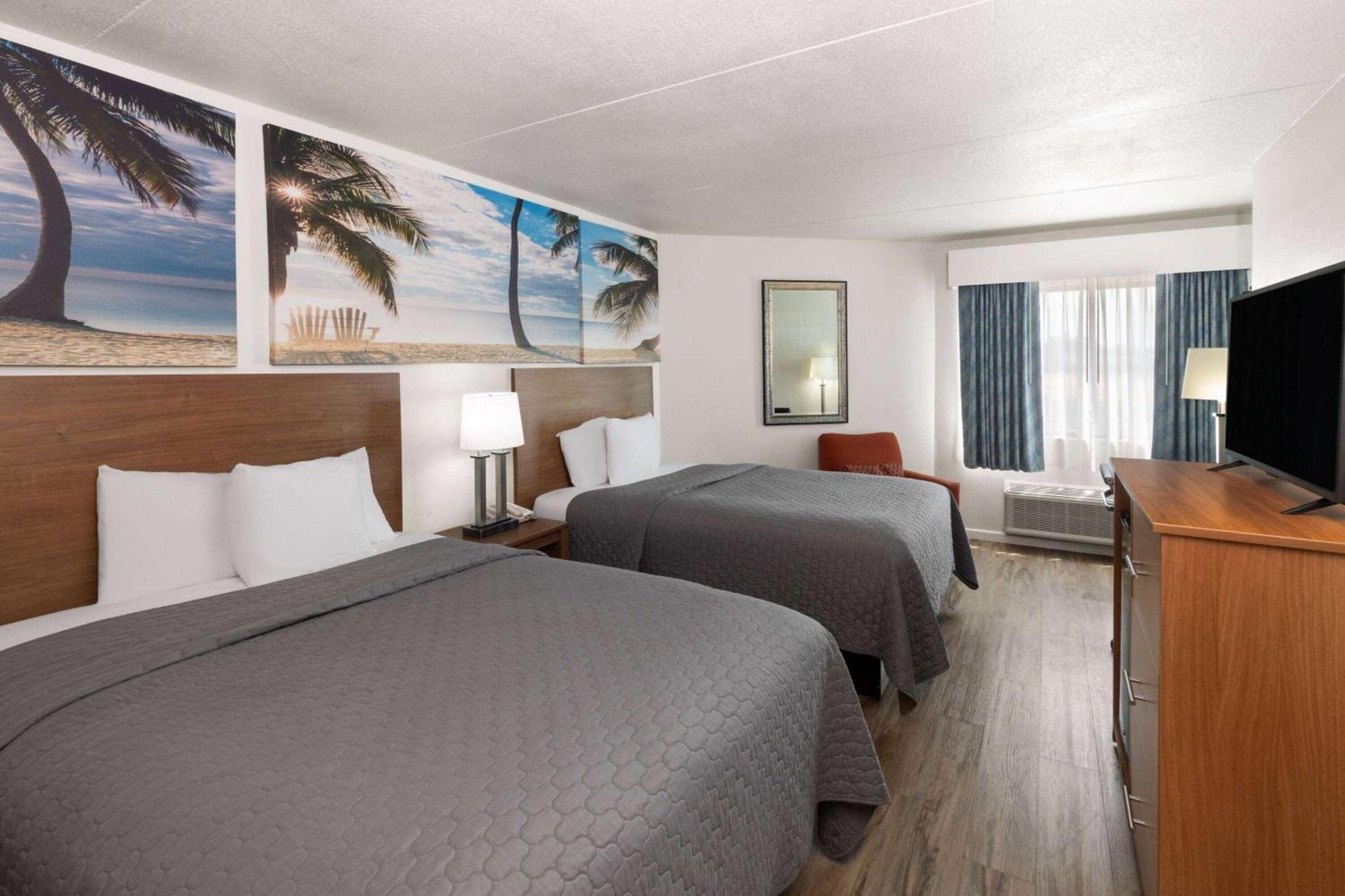 Days Inn by Wyndham Biloxi Beach photo 17