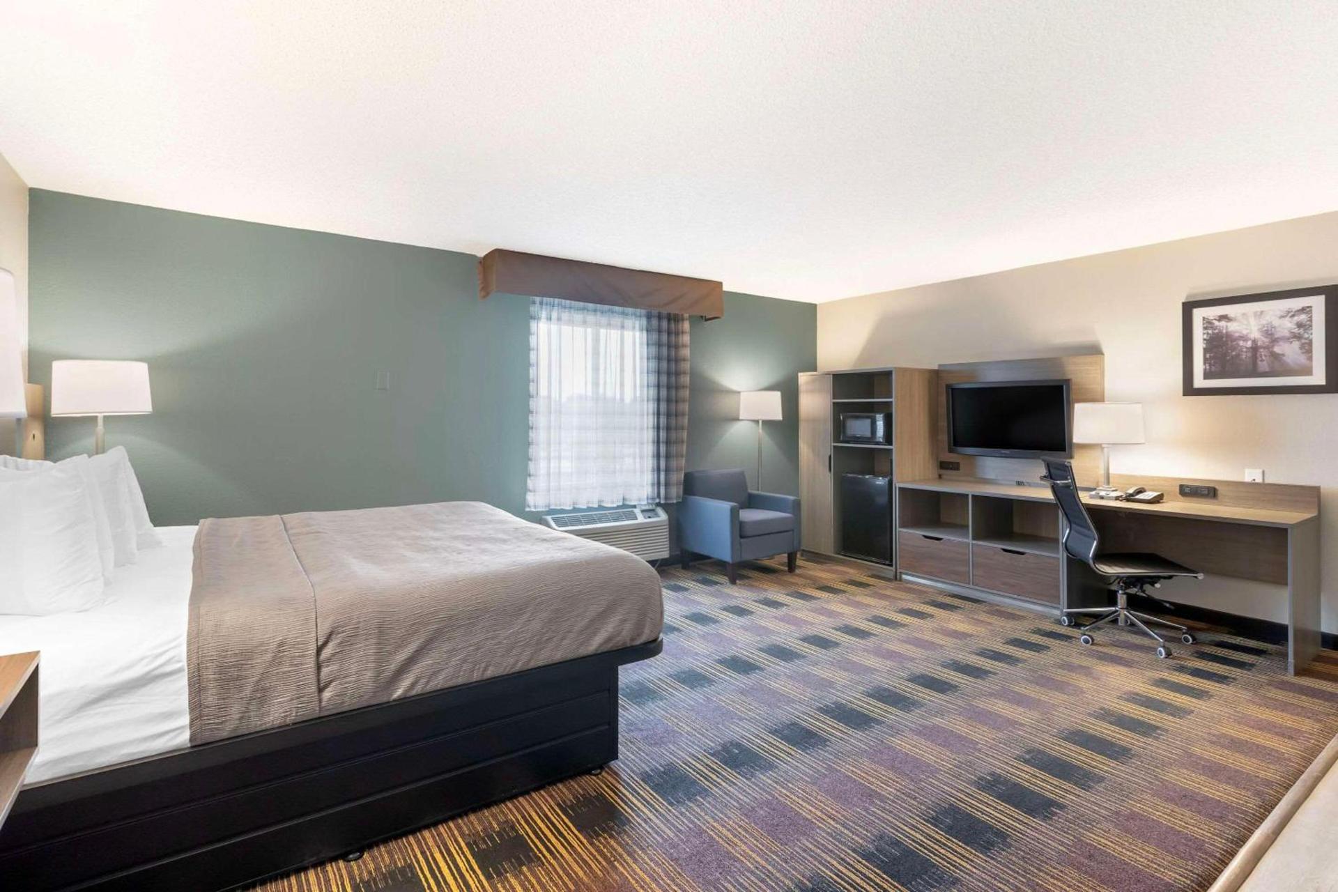 Quality Inn Newton at I-80 photo 16