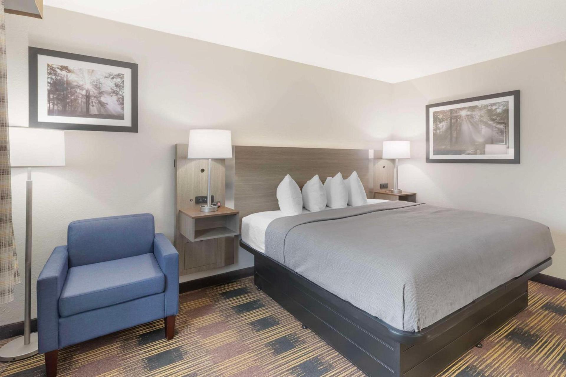 Quality Inn Newton at I-80 photo 22