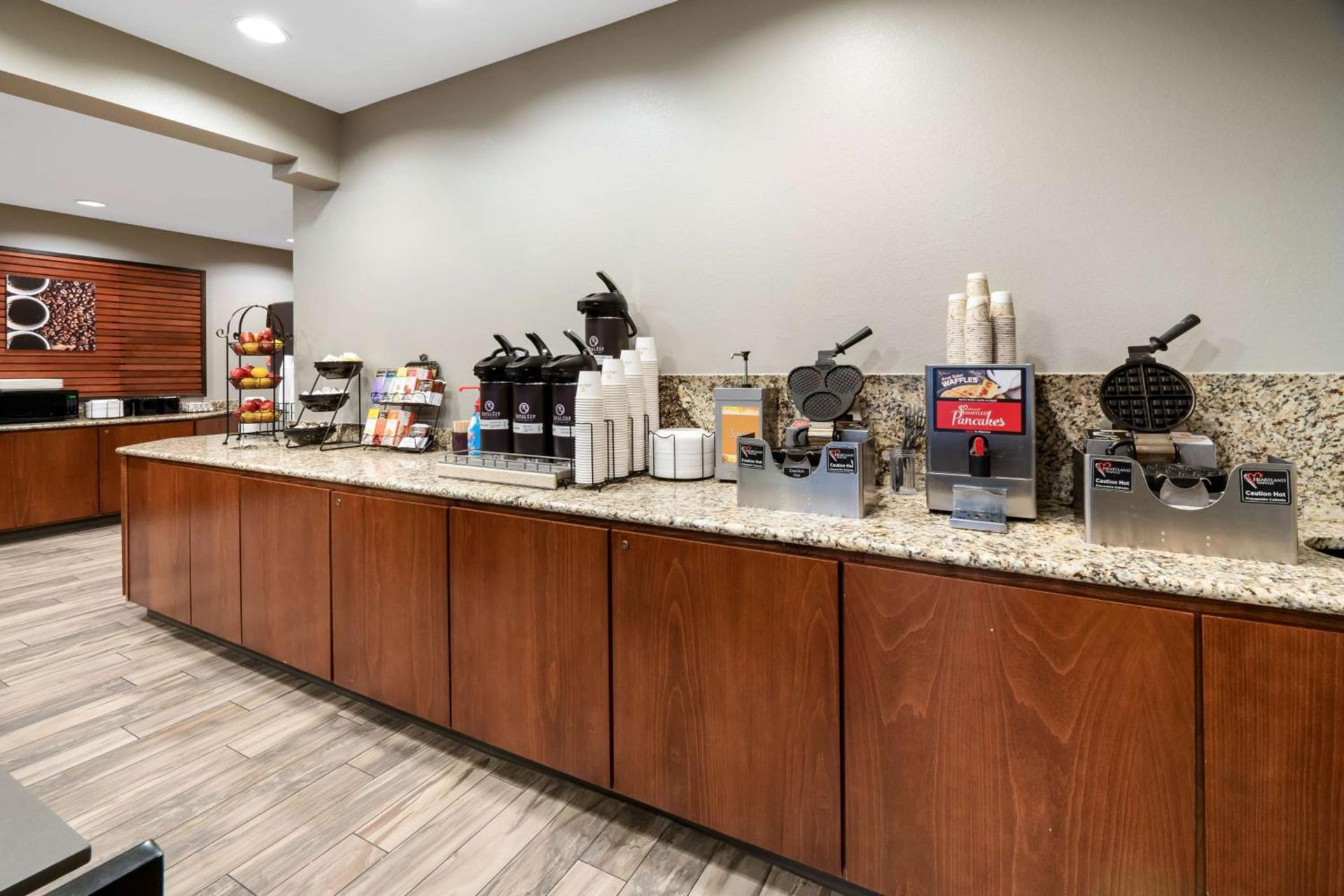 Best Western Plus Kalispell/Glacier Park West Hotel & Suites photo 8