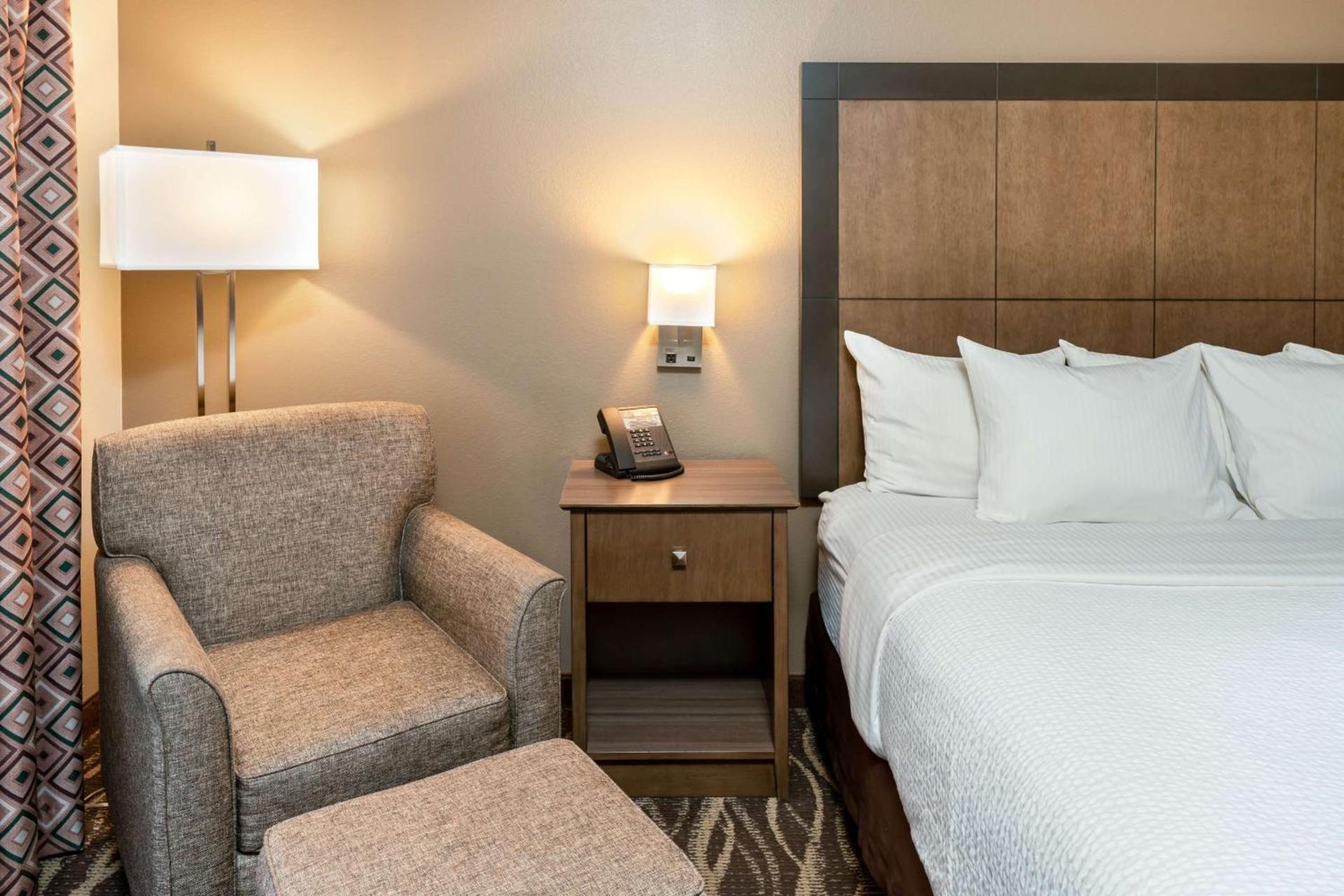 Best Western Plus Kalispell/Glacier Park West Hotel & Suites photo 17